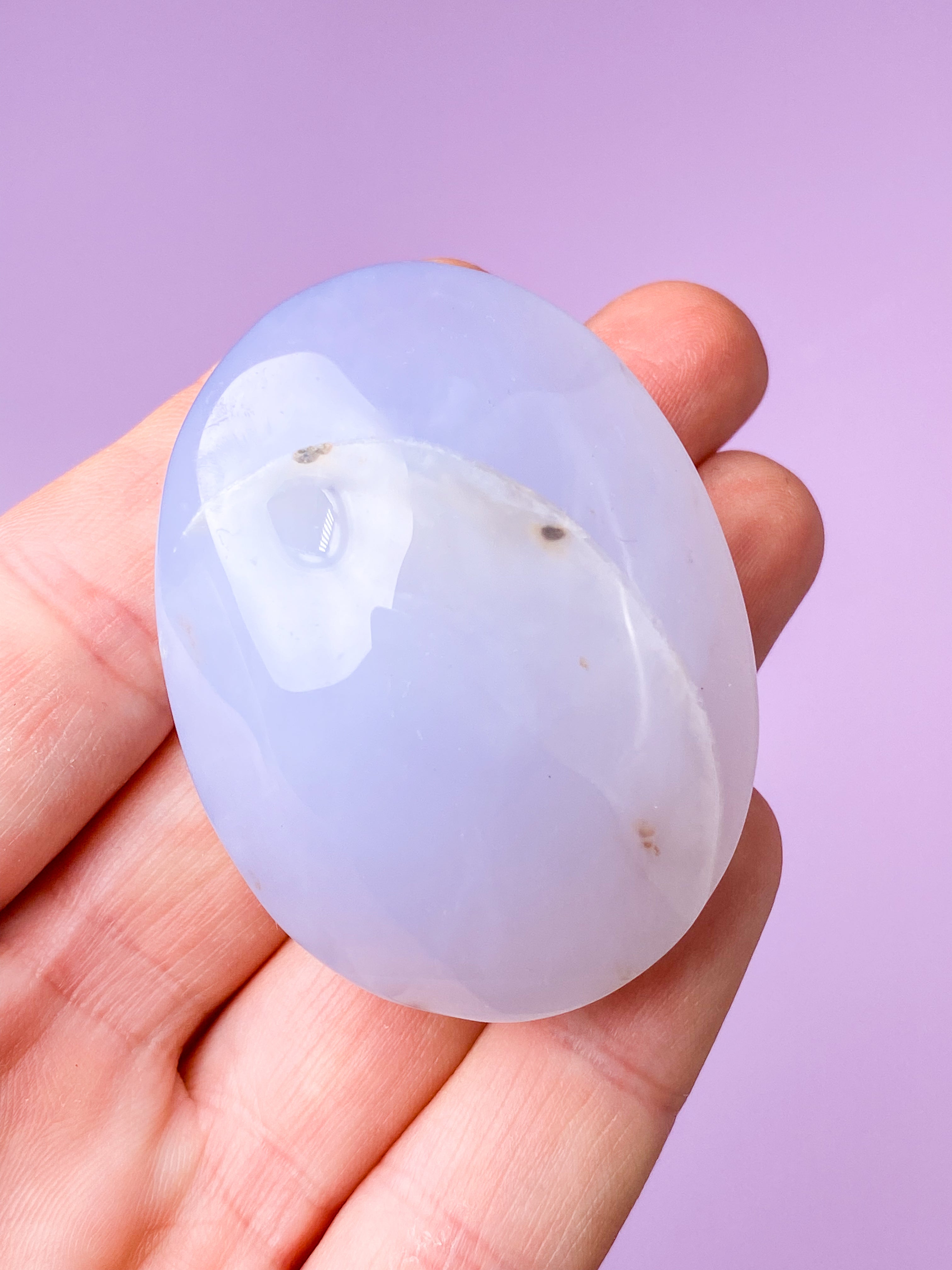 Blå Chalcedon Palmstone (Nr. 4)