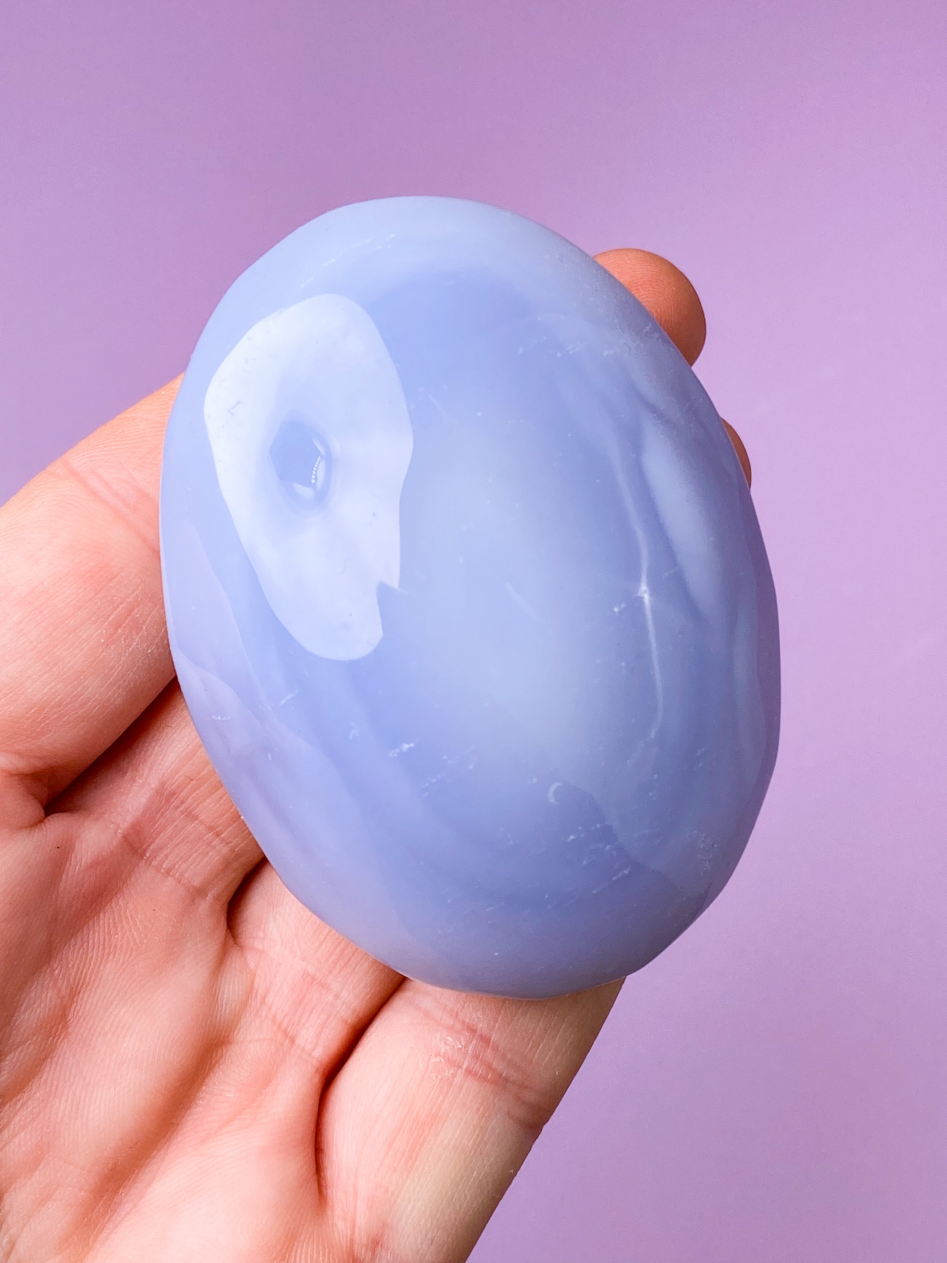 Blå Chalcedon Palmstone (Nr. 6)