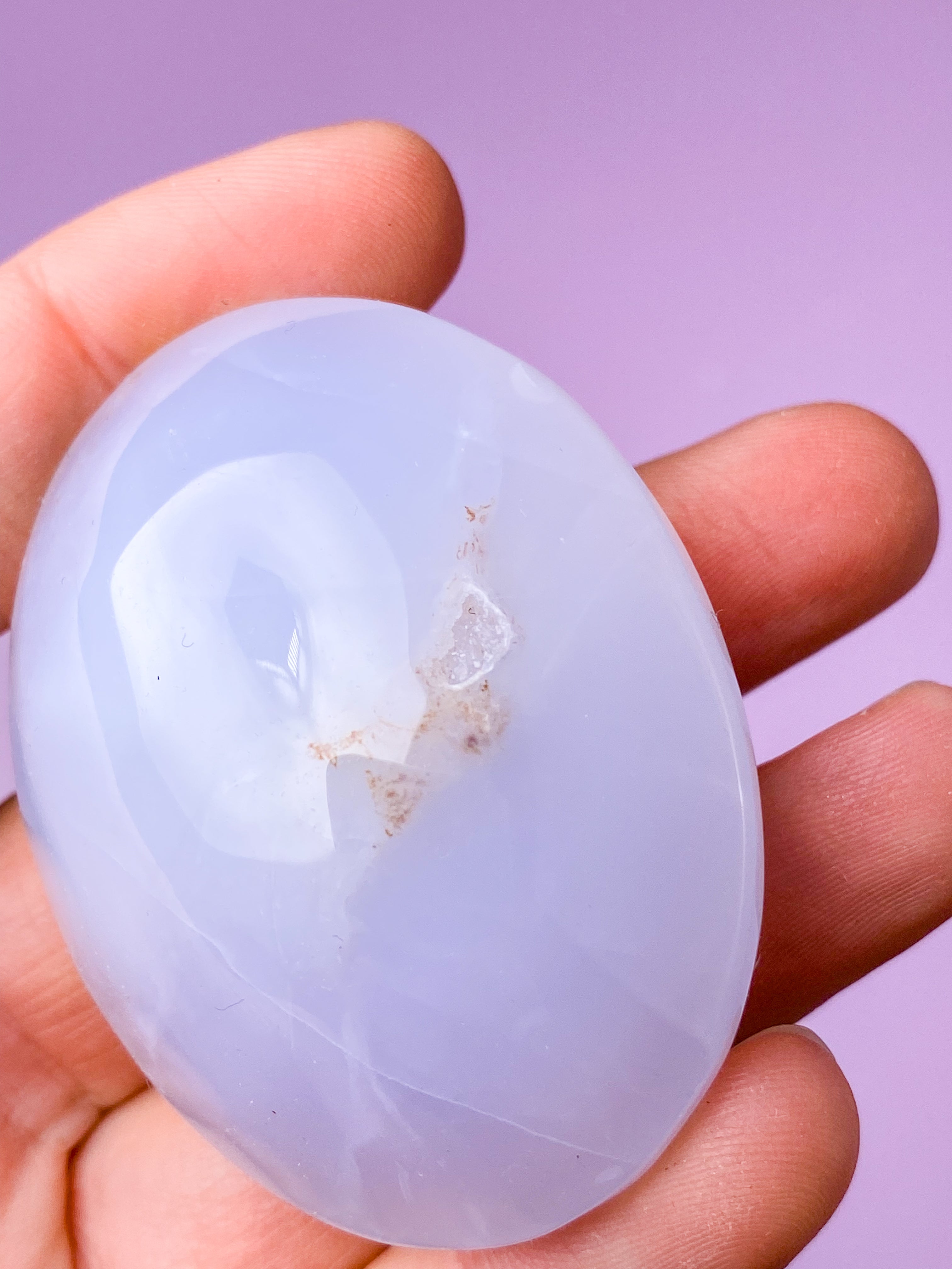 Blå Chalcedon Palmstone (Nr. 7)
