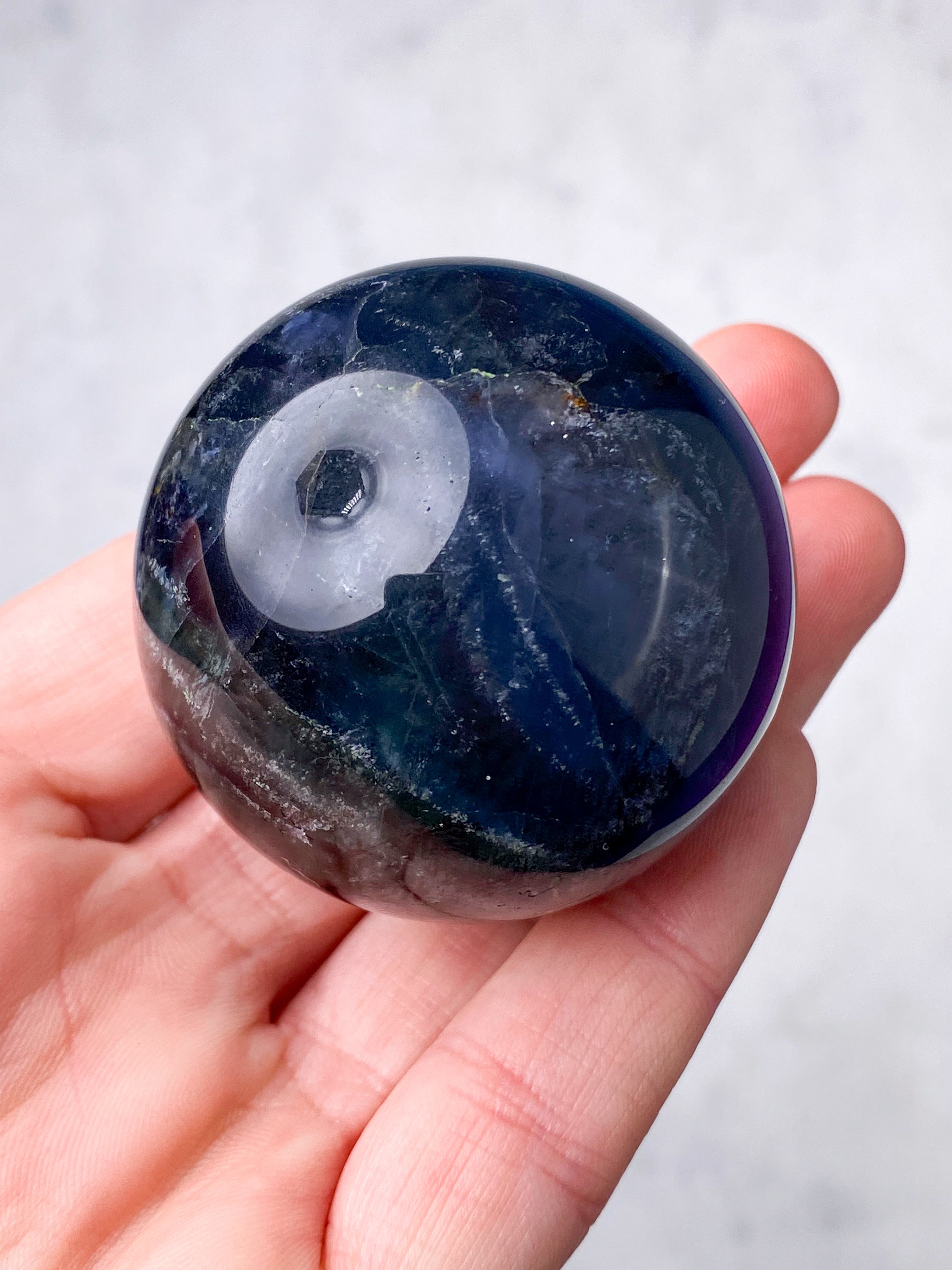 Blå Fluorit Kugle (Nr. 5)