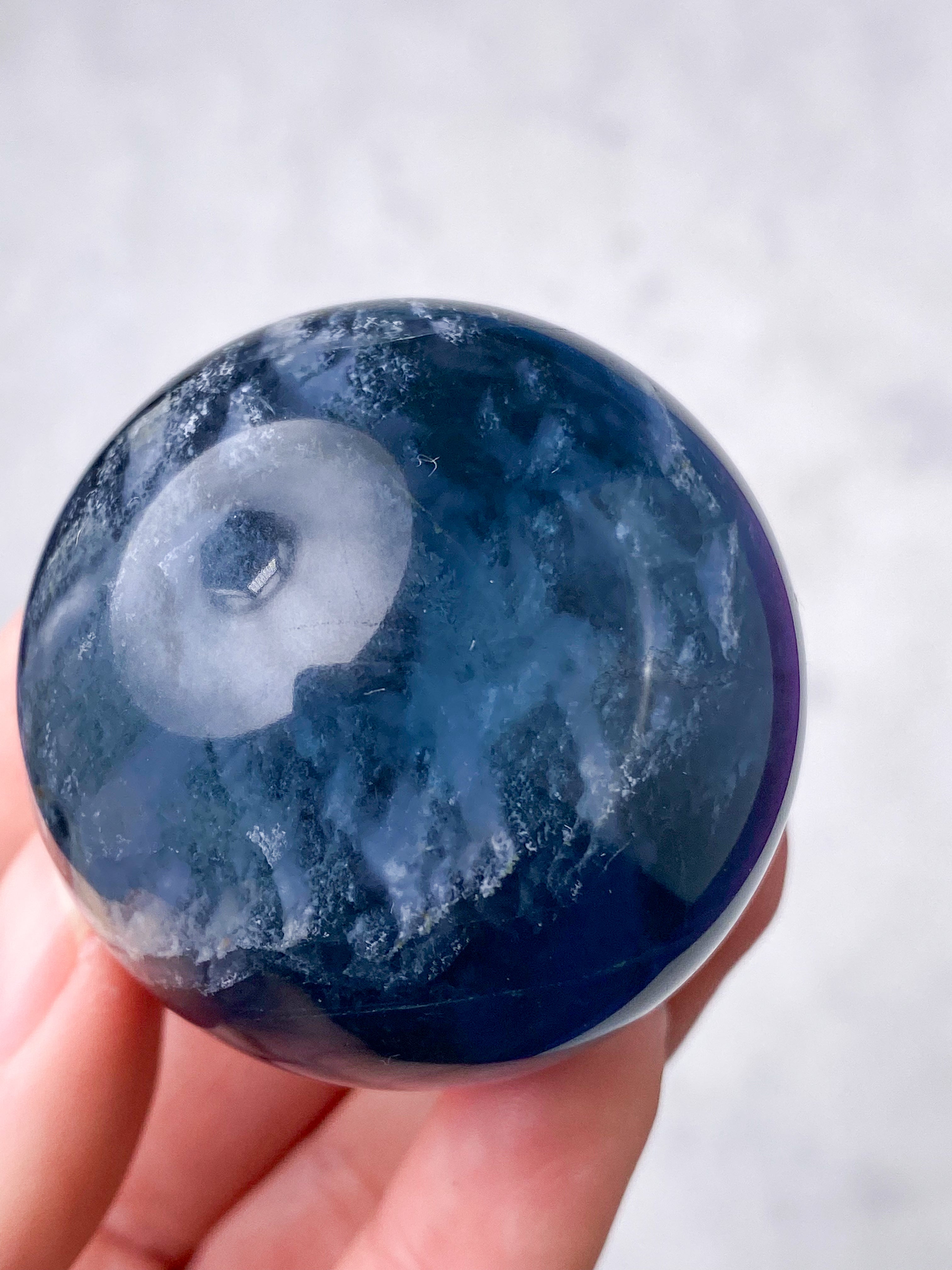 Blå Fluorit Kugle (Nr. 7)