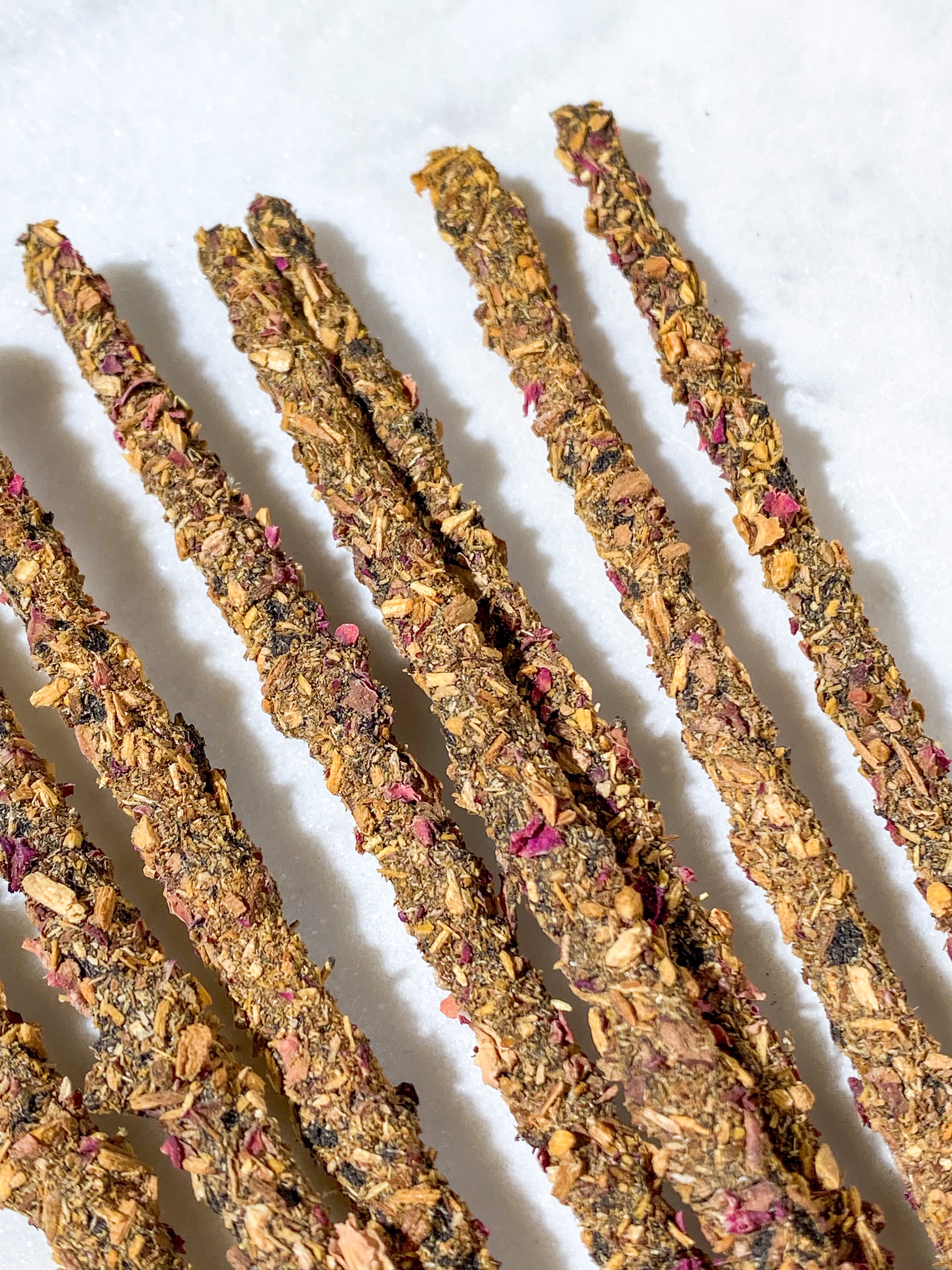 Rosenblade & Palo Santo Røgelsespinde (8 stk.)