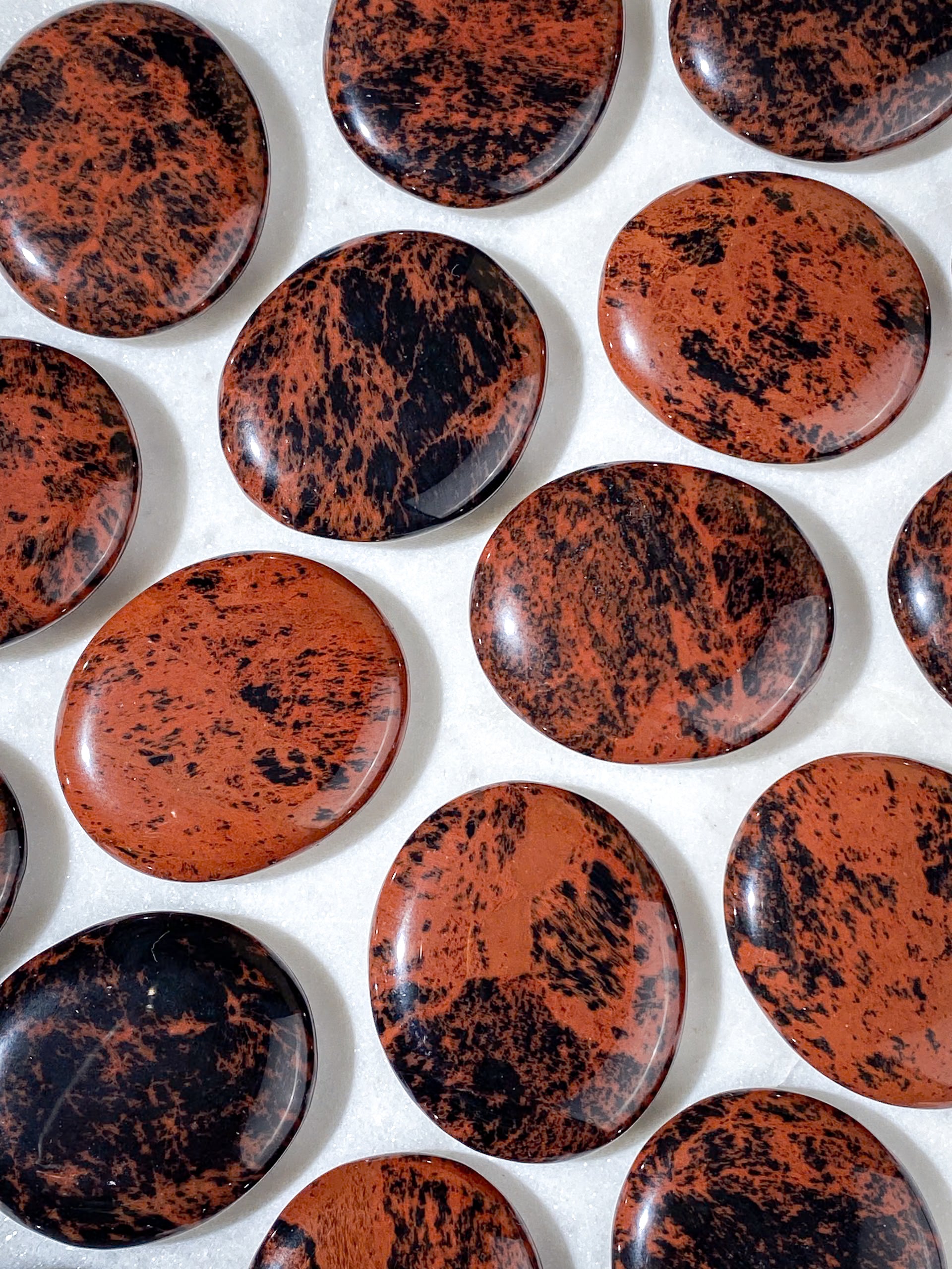 Mahogni Obsidian Disc