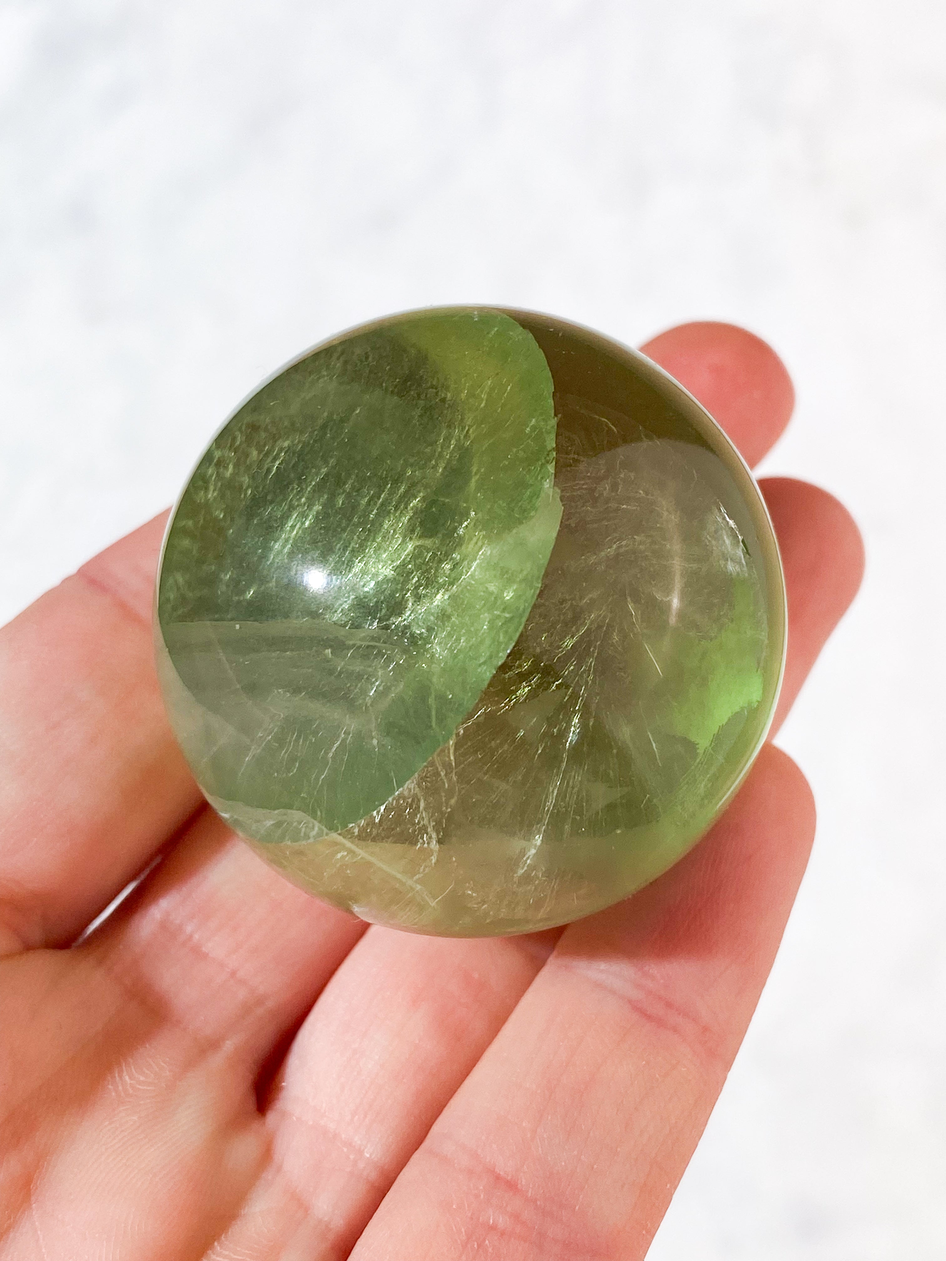 Regnbue Green Apple Fluorit Kugle (Nr. 24) Eksklusiv