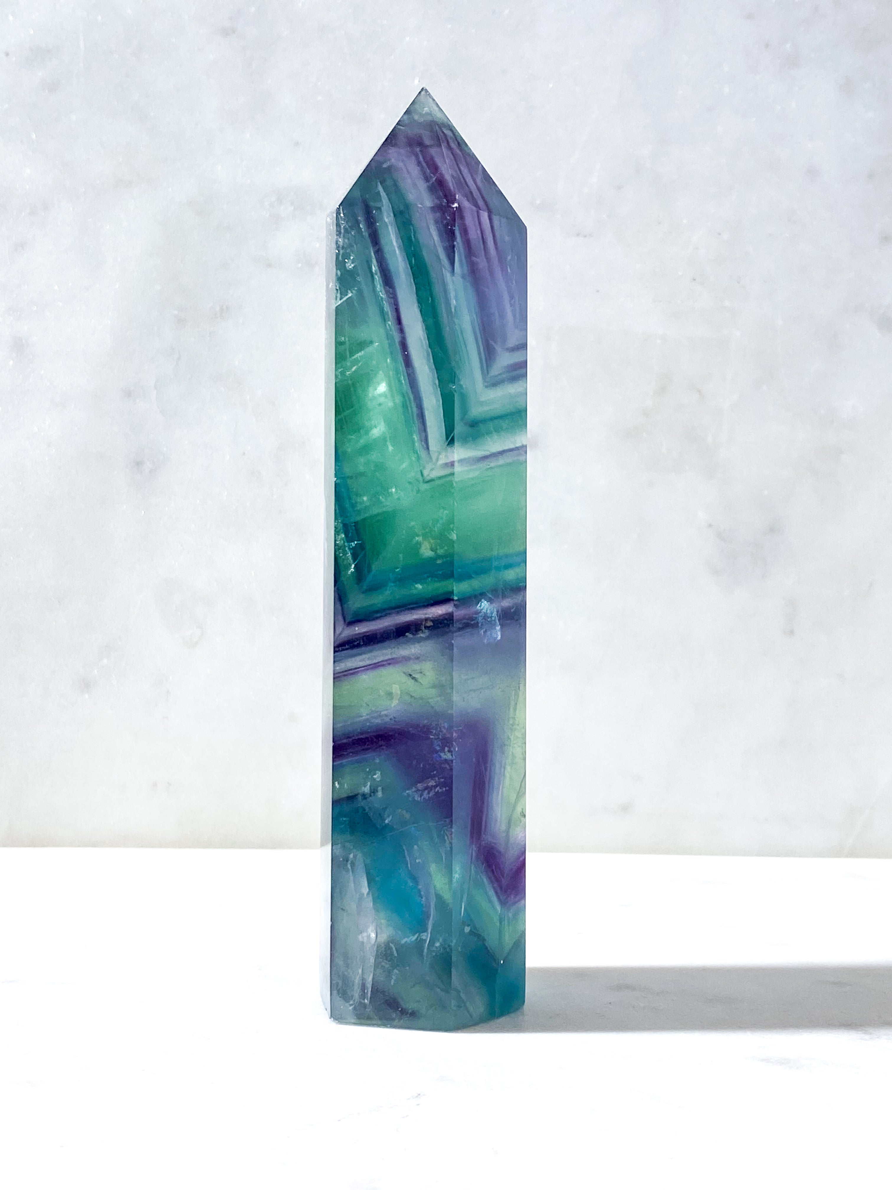 Kæmpe Regnbue Fluorit Tårn (Nr. 16)
