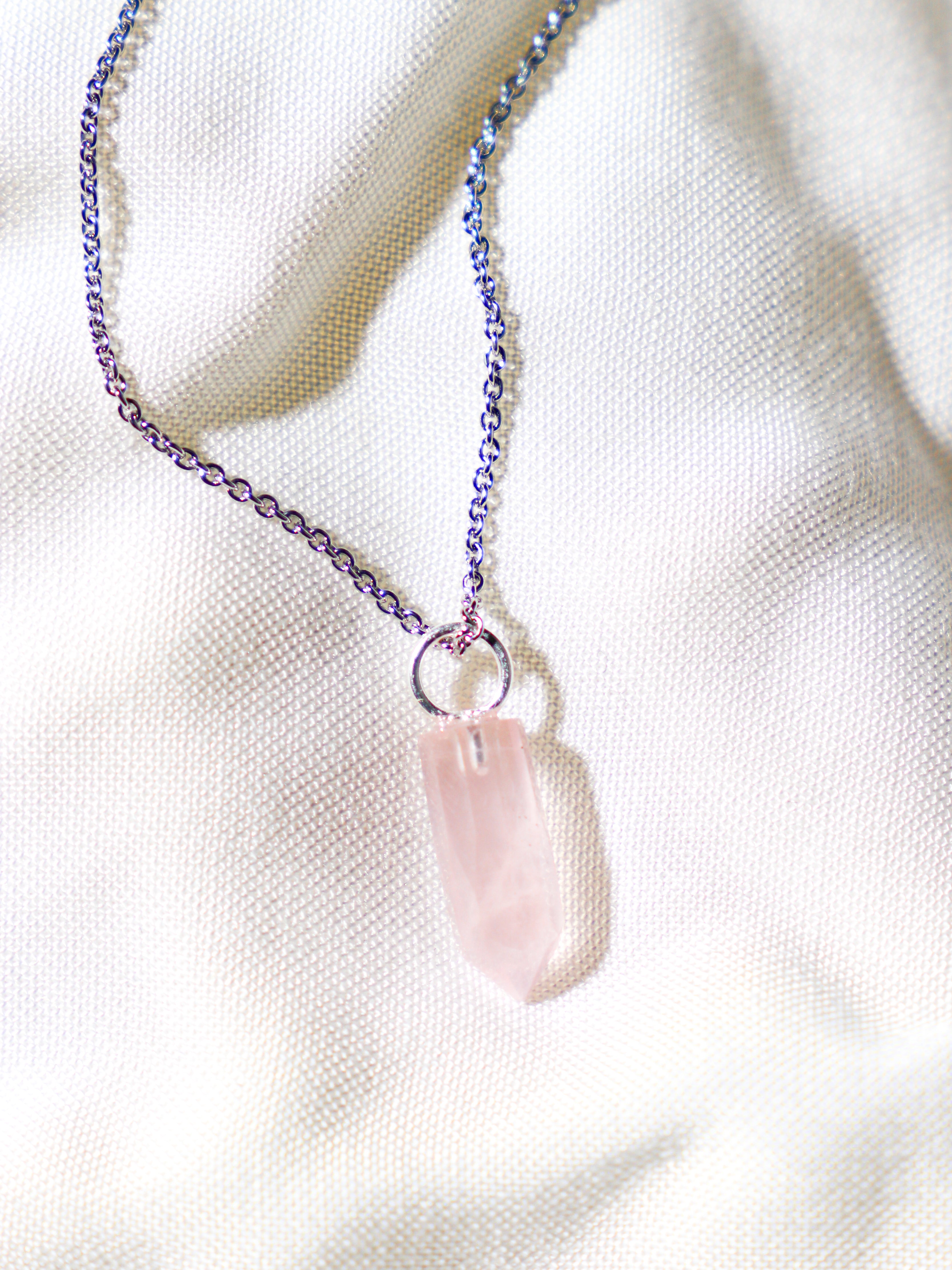 Rosakvarts Spids Halskæde