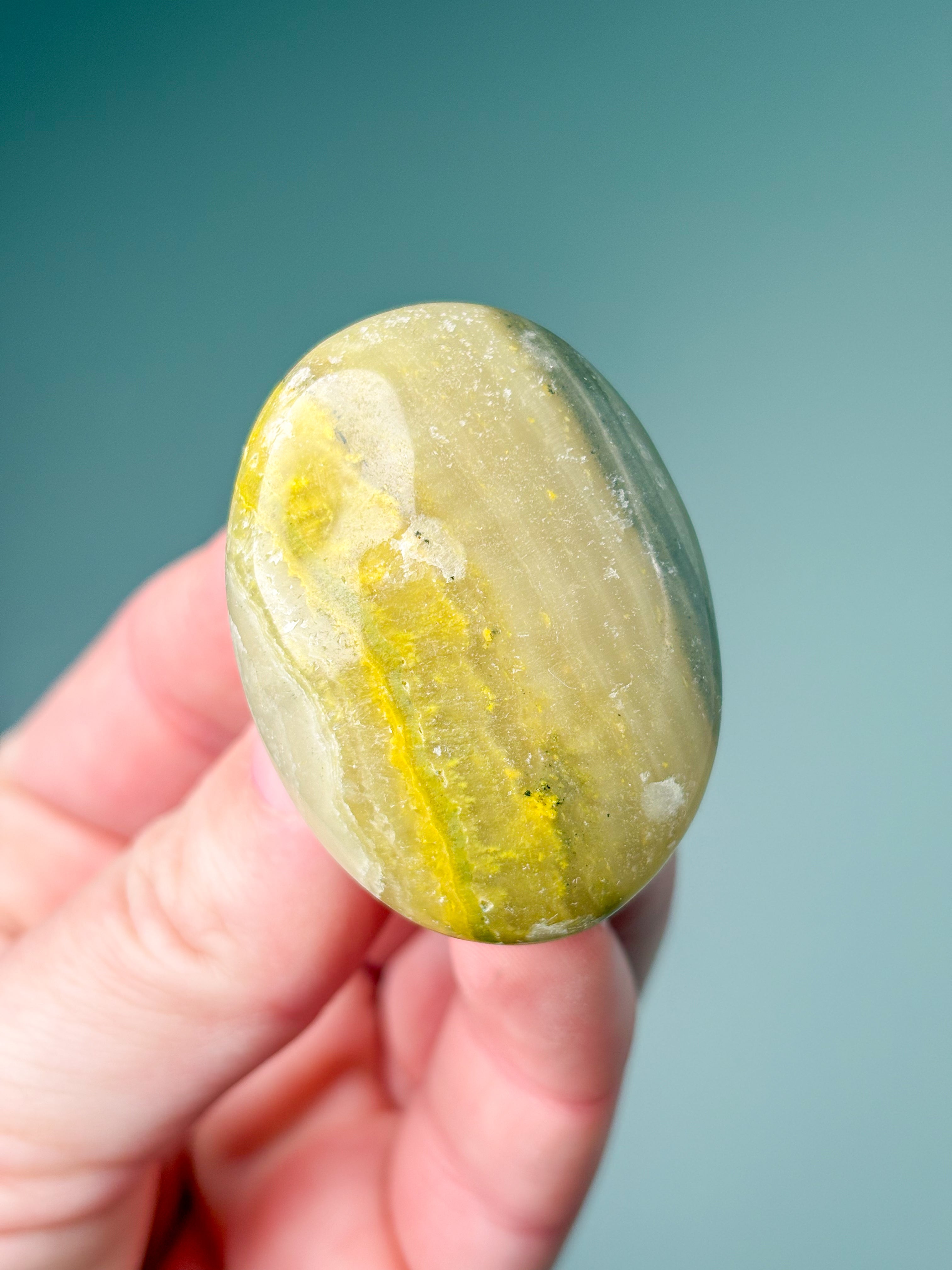 Bumble Bee Calcit Palmstone (Nr. 10)