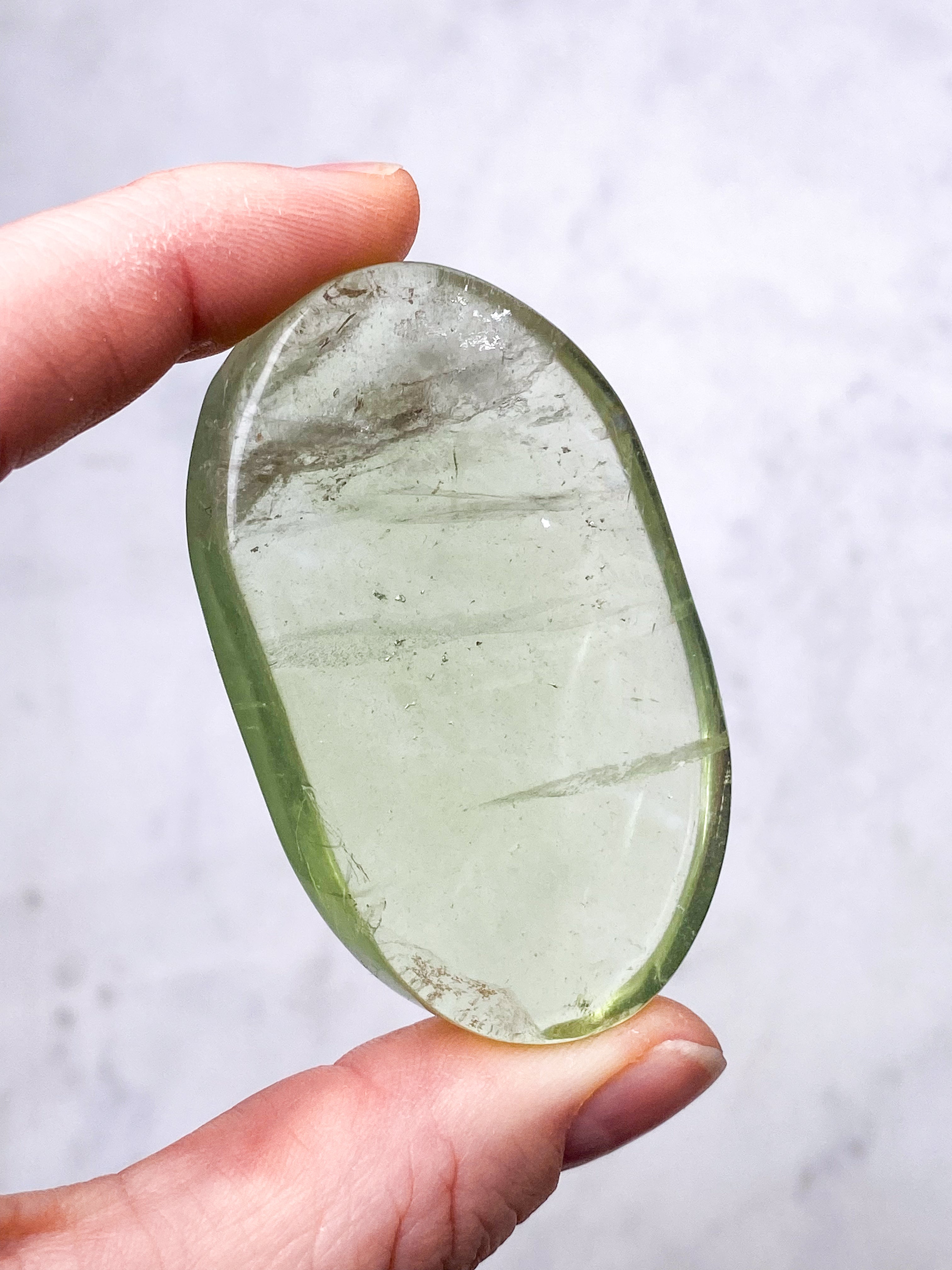 Green Apple Fluorit Palmstone (Nr. 3) (Eksklusiv)