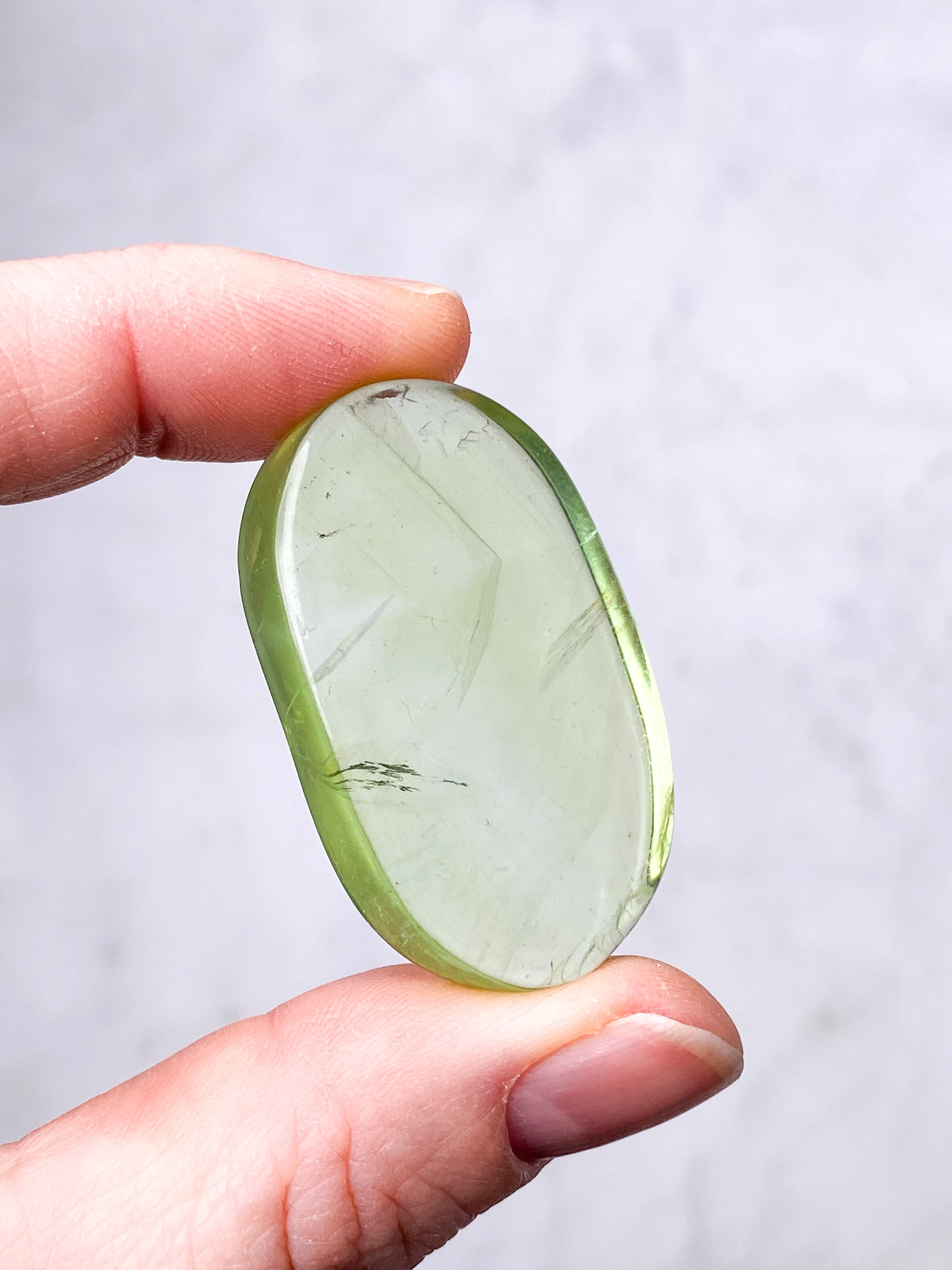 Green Apple Fluorit Palmstone (Nr. 7) (Eksklusiv)