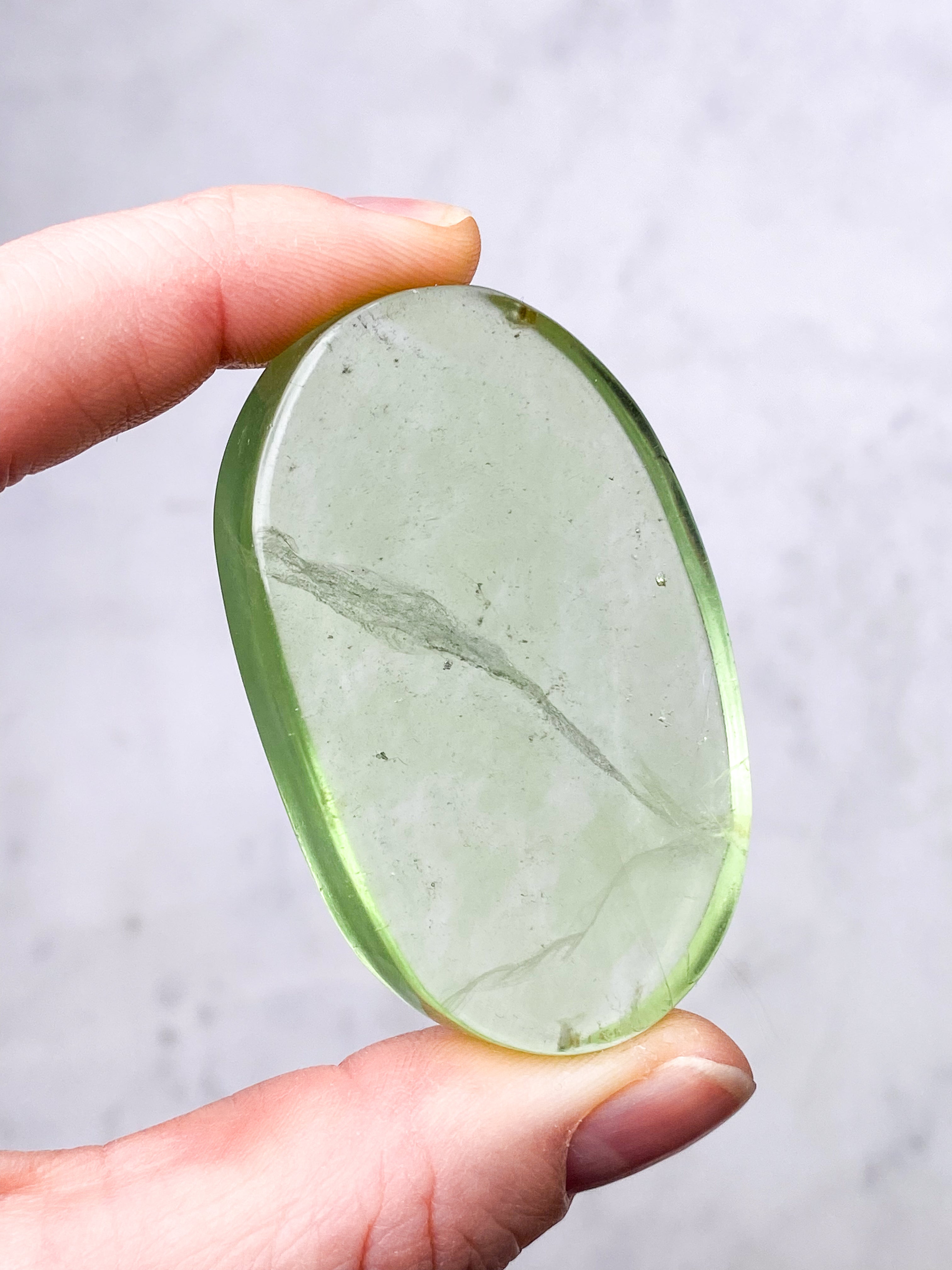 Green Apple Fluorit Palmstone (Nr. 12) (Eksklusiv)