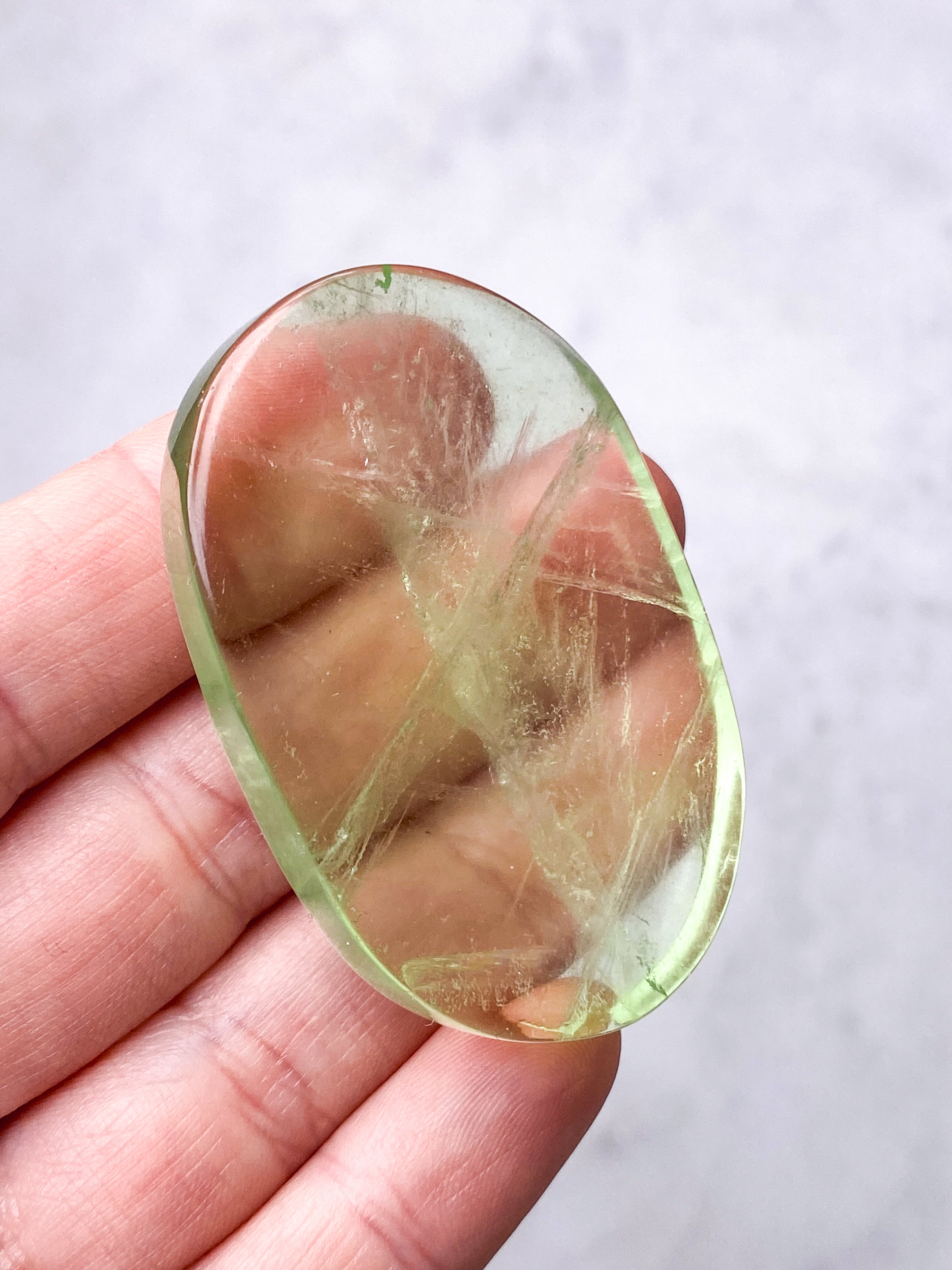 Green Apple Fluorit Palmstone (Nr. 23) (Eksklusiv)