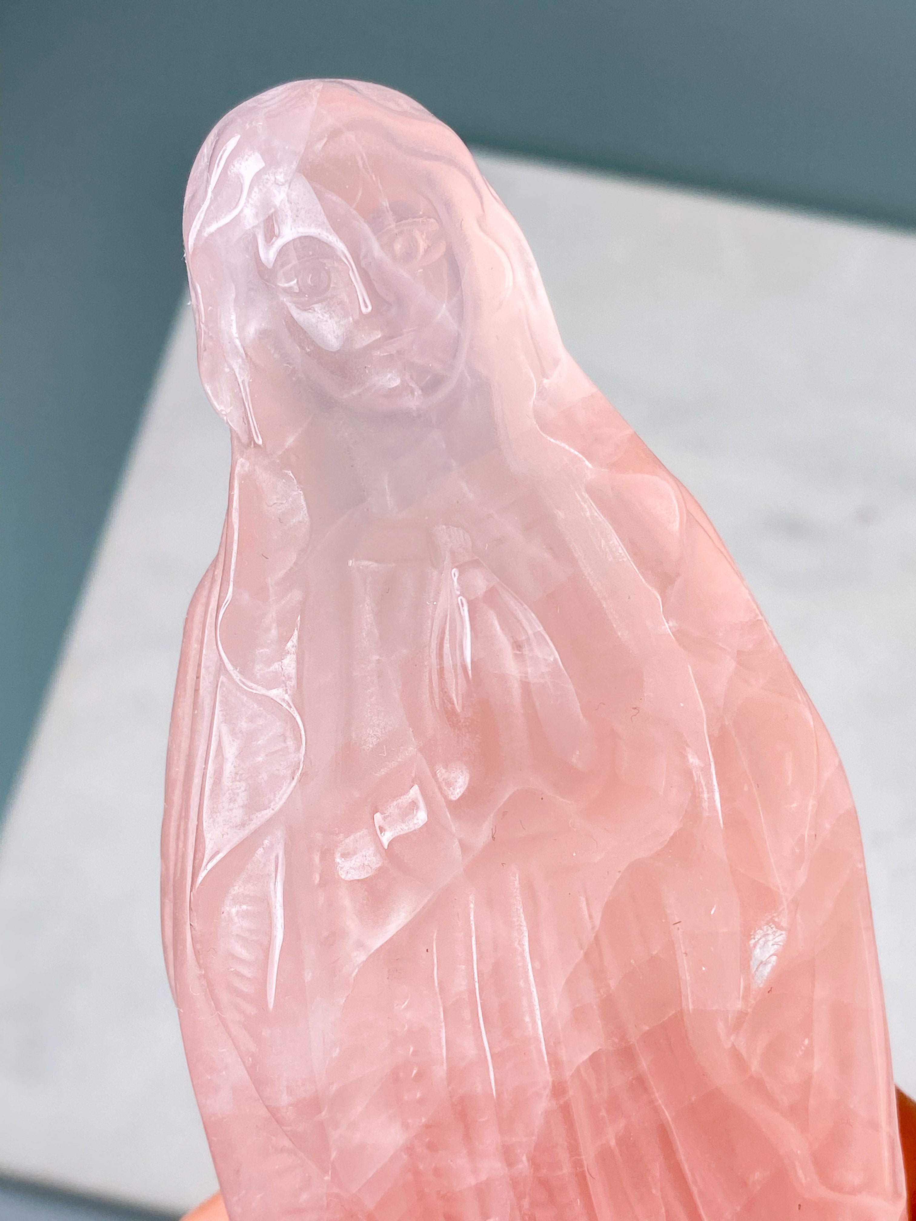 Stor Rosakvarts Madonna (Nr. 1)