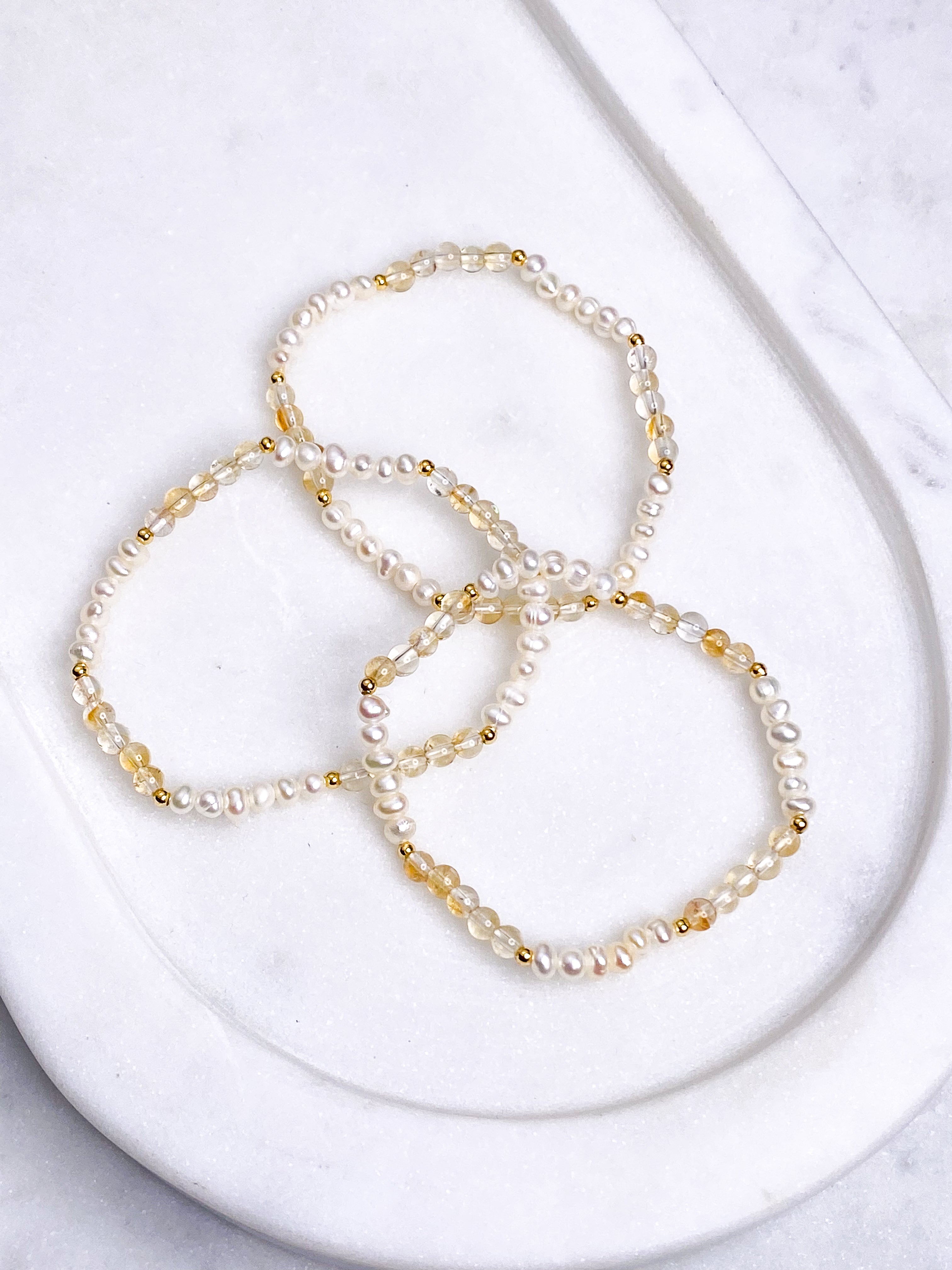 Citrin & Ferskvandsperle Armbånd