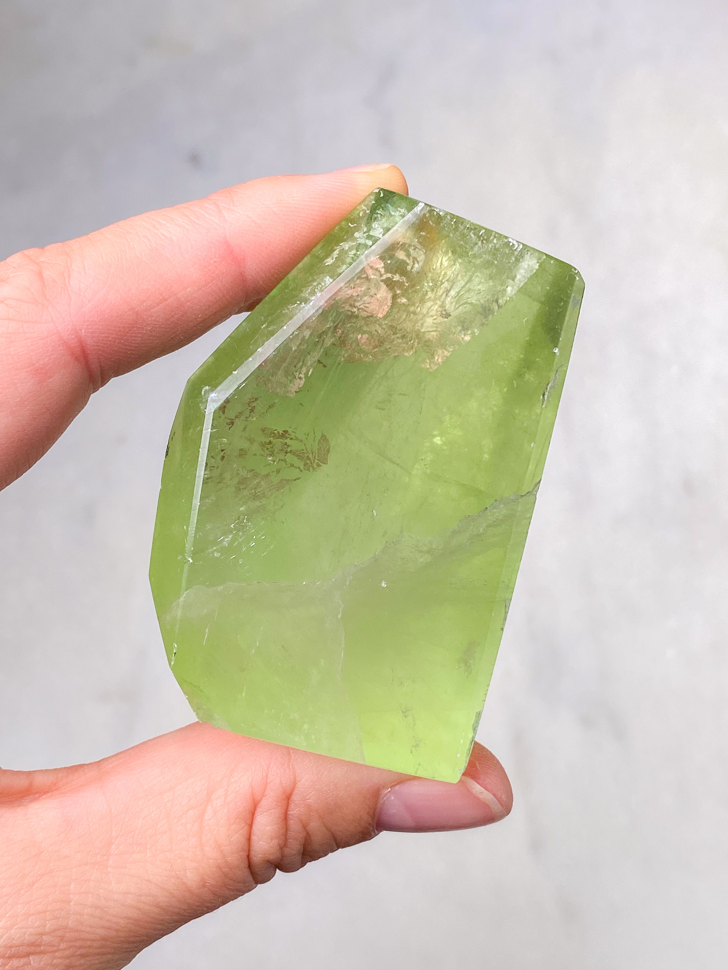 Apple Green Fluorit Freeform (Nr. 2)
