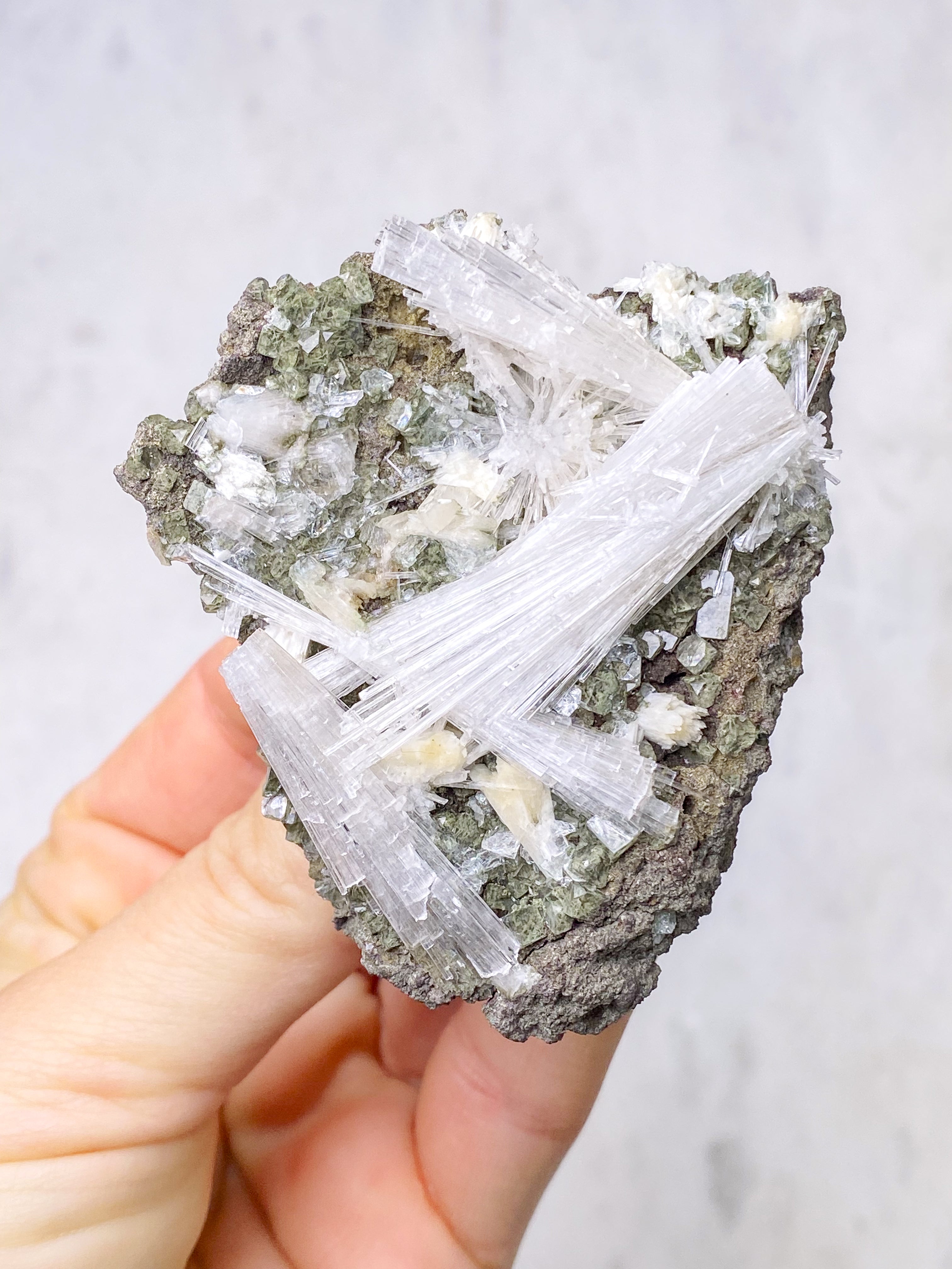 Scolesit og Apophyllit Klynge (Nr. 6)