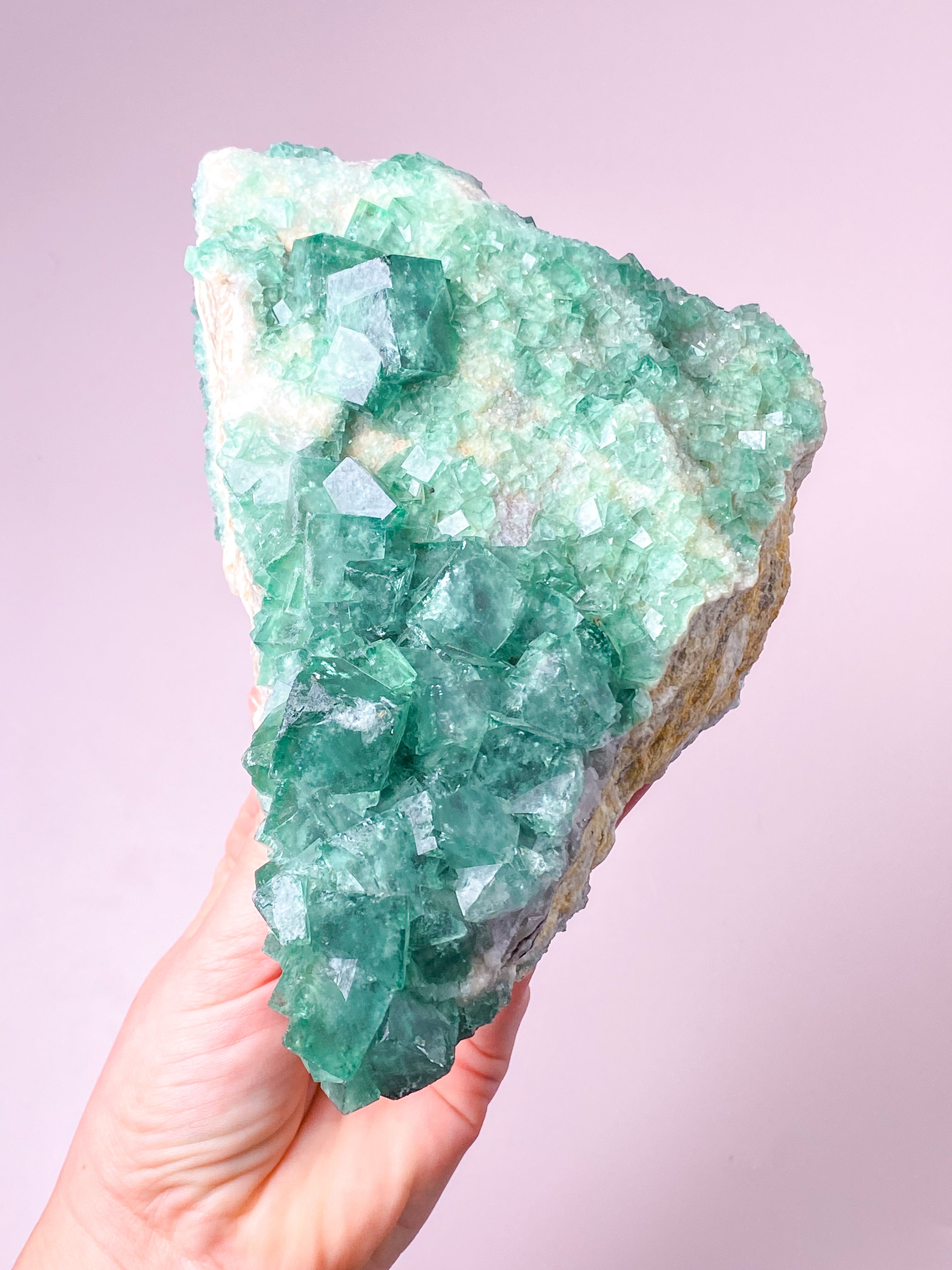 Grøn Kubisk Fluorit Klynge (Nr. 6) Eksklusiv Kvalitet