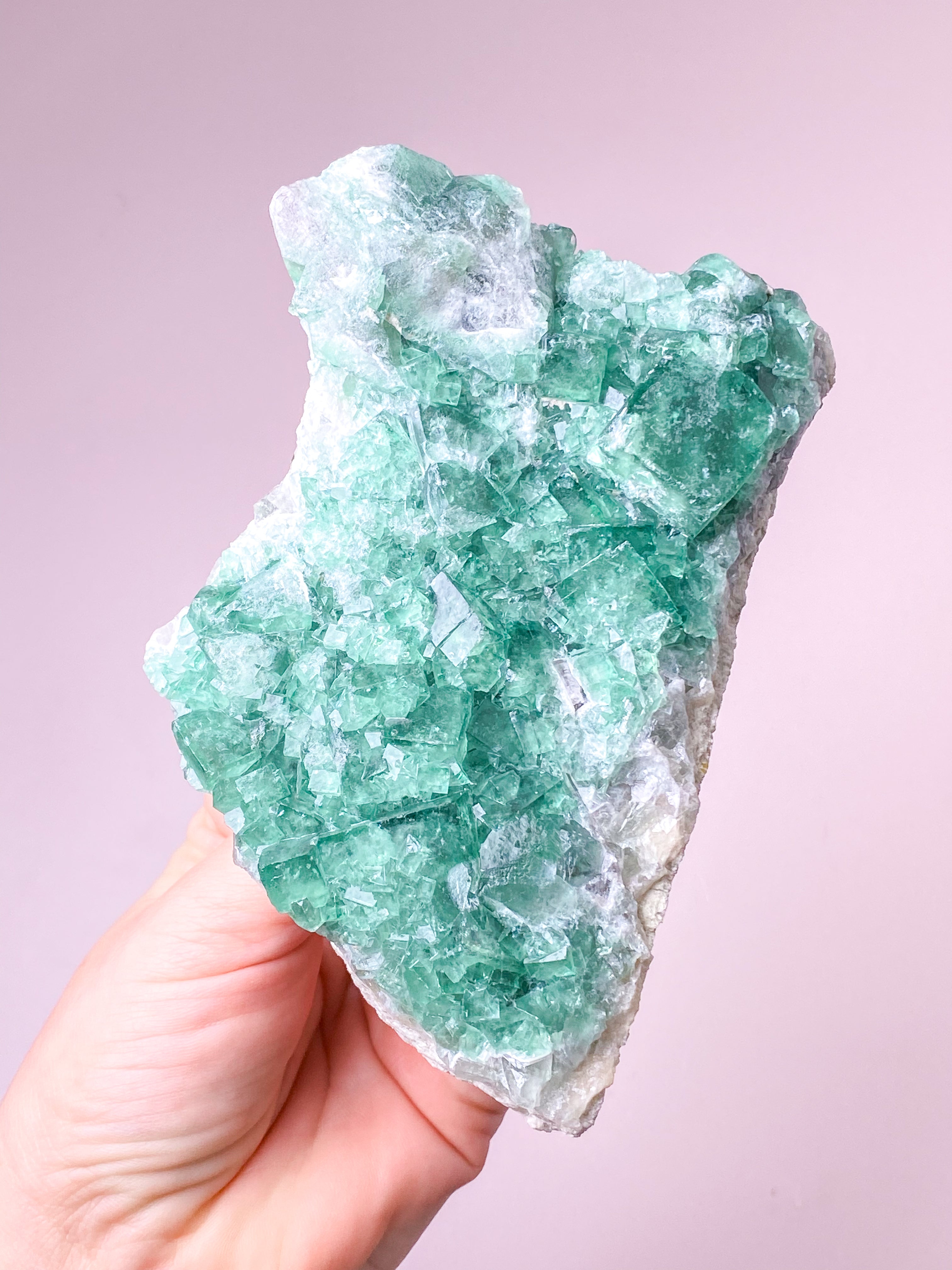 Grøn Kubisk Fluorit Klynge (Nr. 9) Eksklusiv Kvalitet