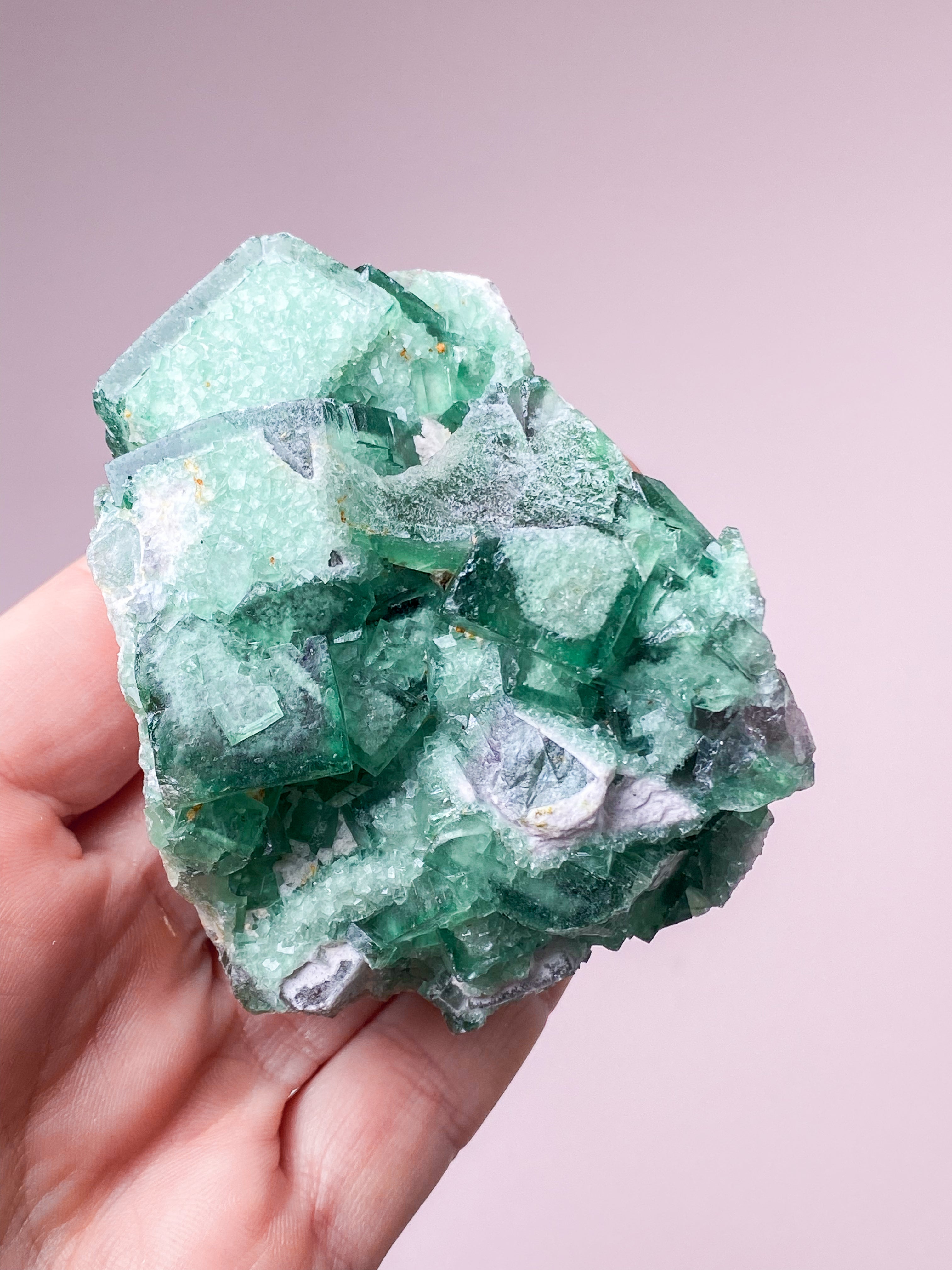 Grøn Kubisk Fluorit Klynge (Nr. 10) Eksklusiv Kvalitet