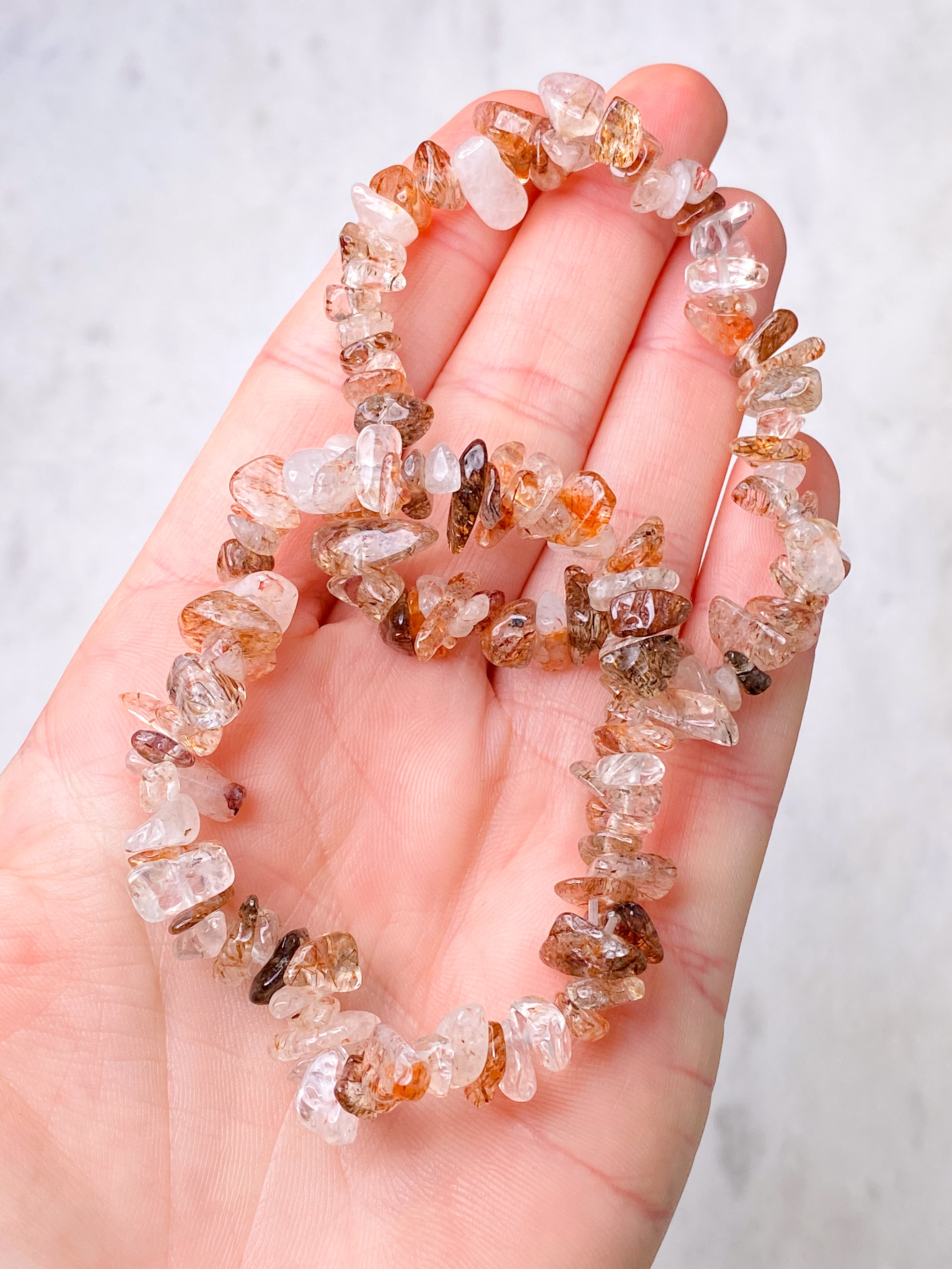 Armband med chip i roséguld, rutilkvarts