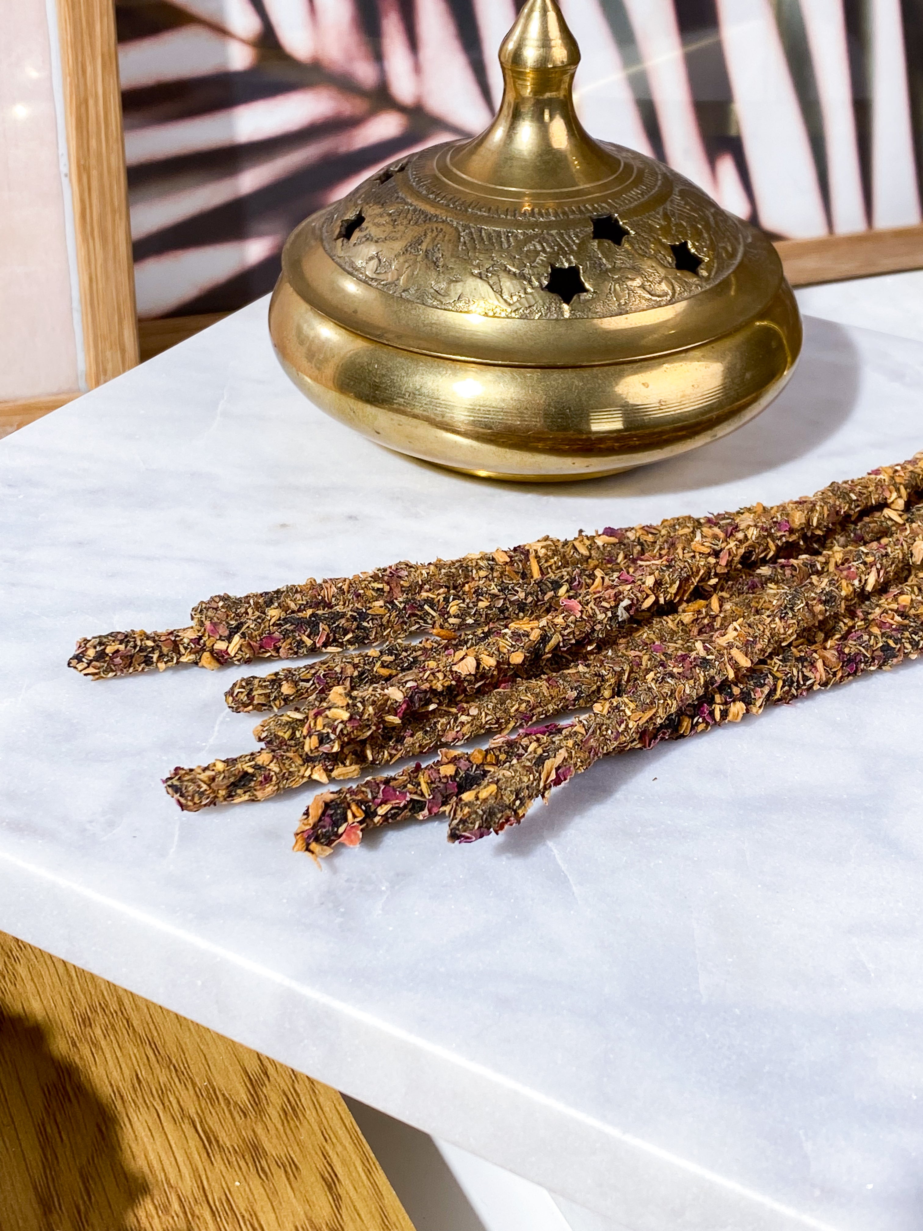 Rosenblade & Palo Santo Røgelsespinde (8 stk.)