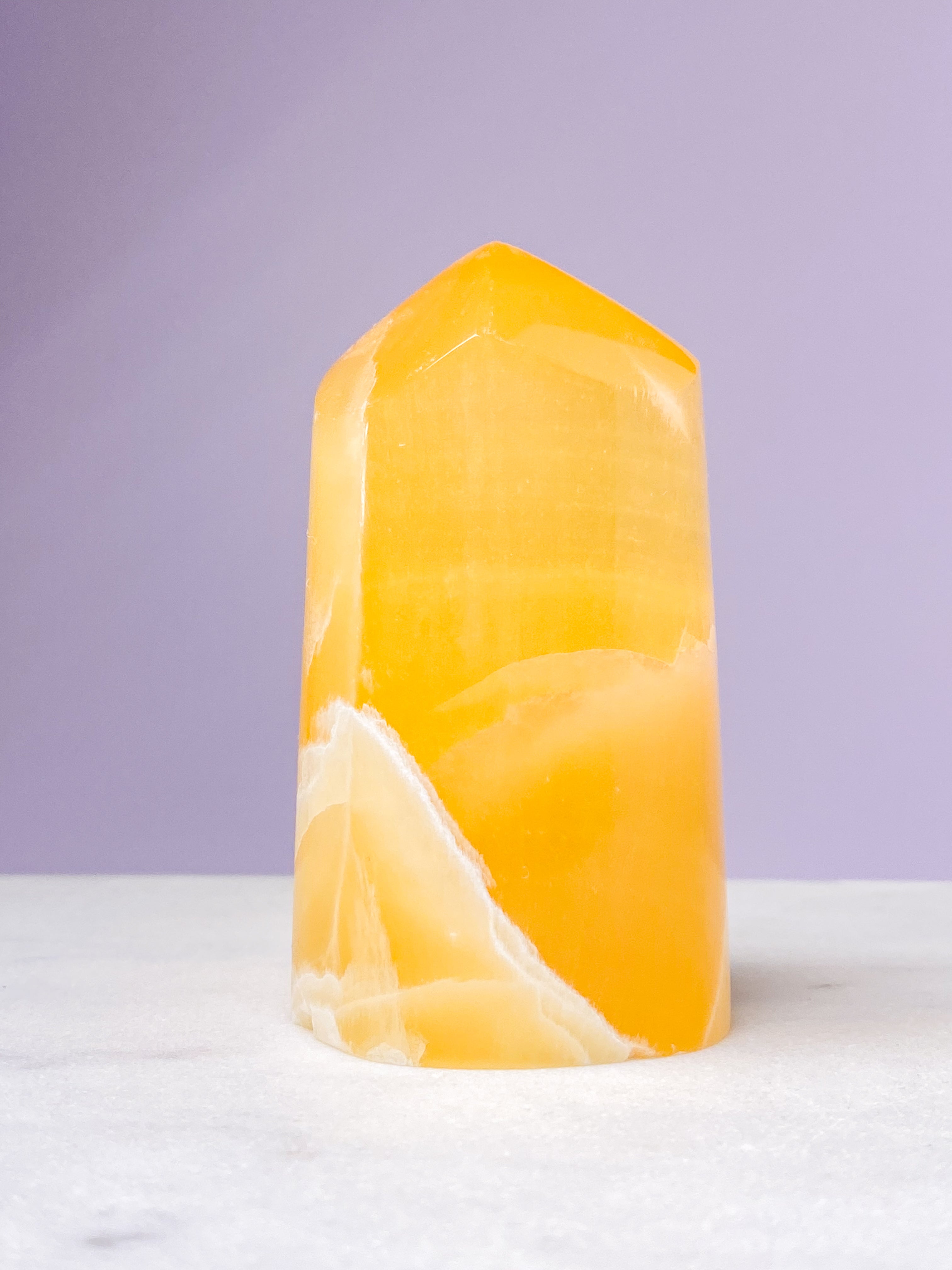 Honeycomb Calcit Tårn (Nr. 16)