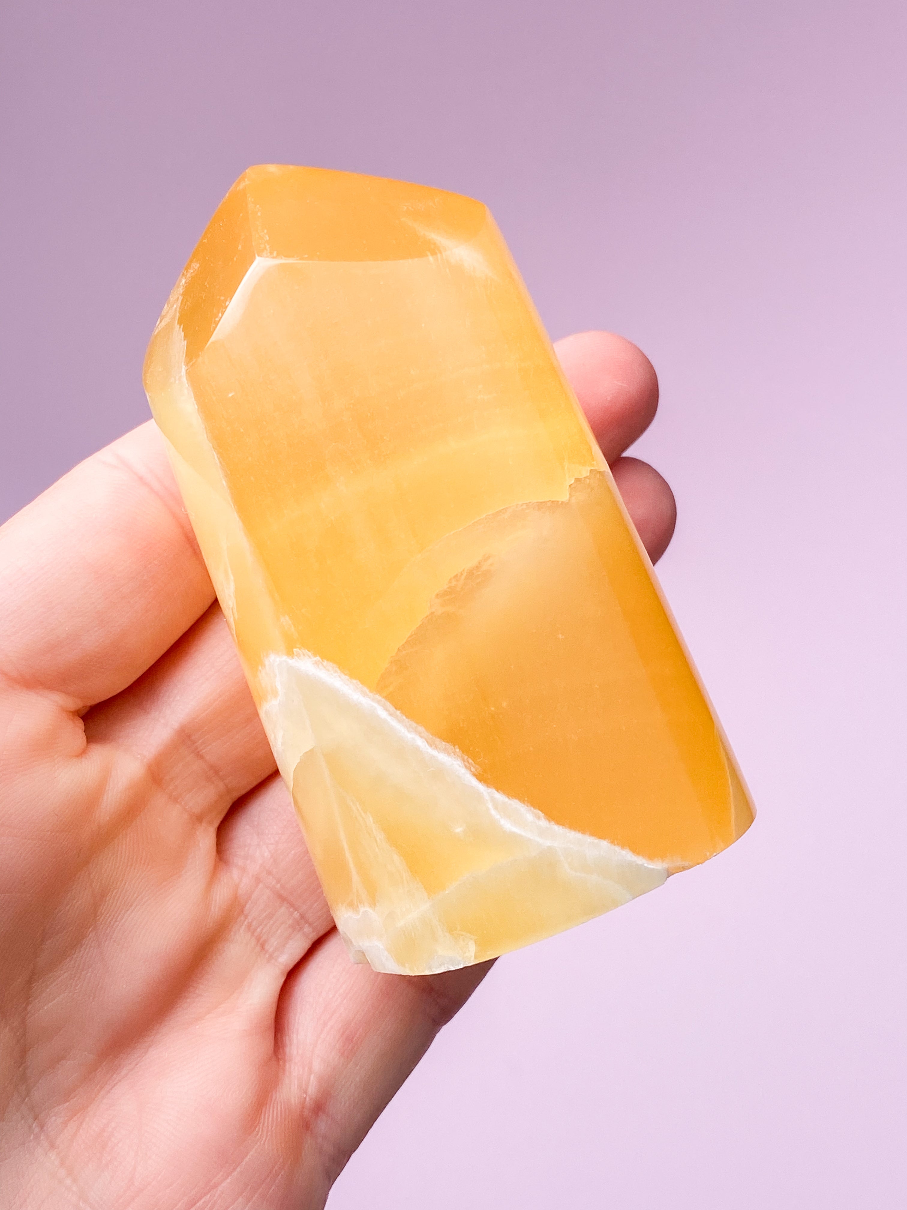 Honeycomb Calcit Tårn (Nr. 16)