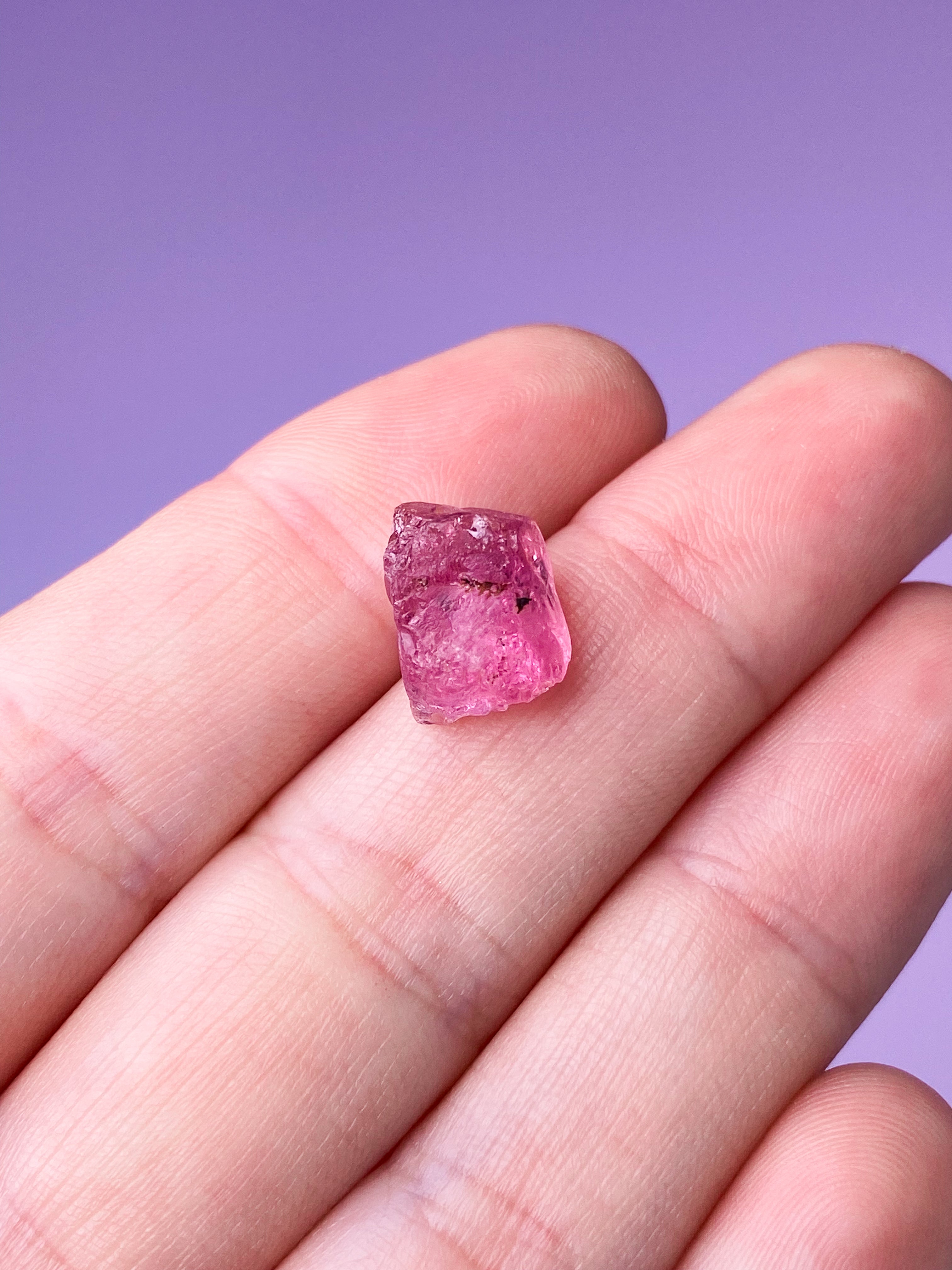 Pink Turmalin Rå (Nr. 5) Eksklusiv Kvalitet