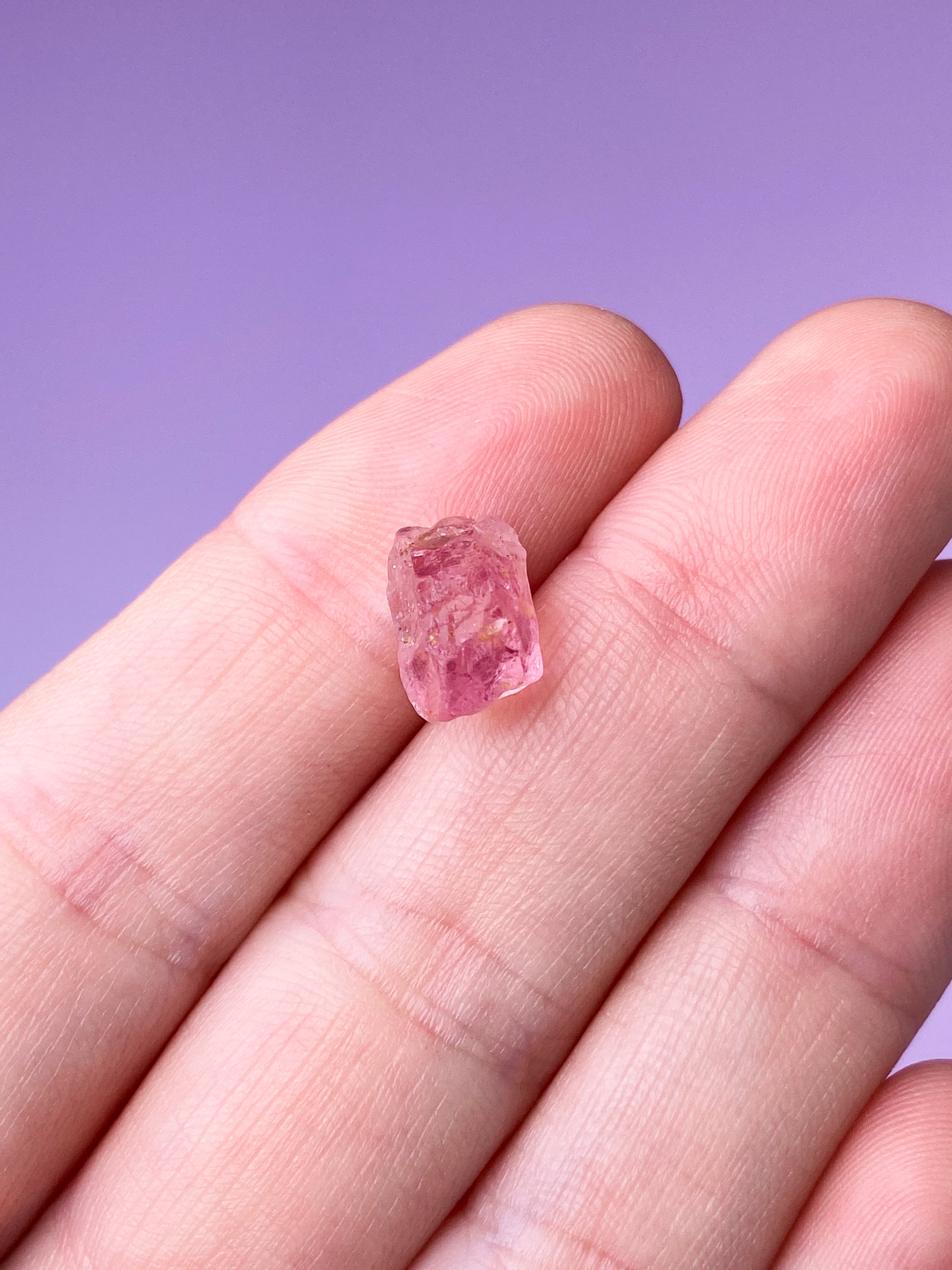 Pink Turmalin Rå (Nr. 6) Eksklusiv Kvalitet