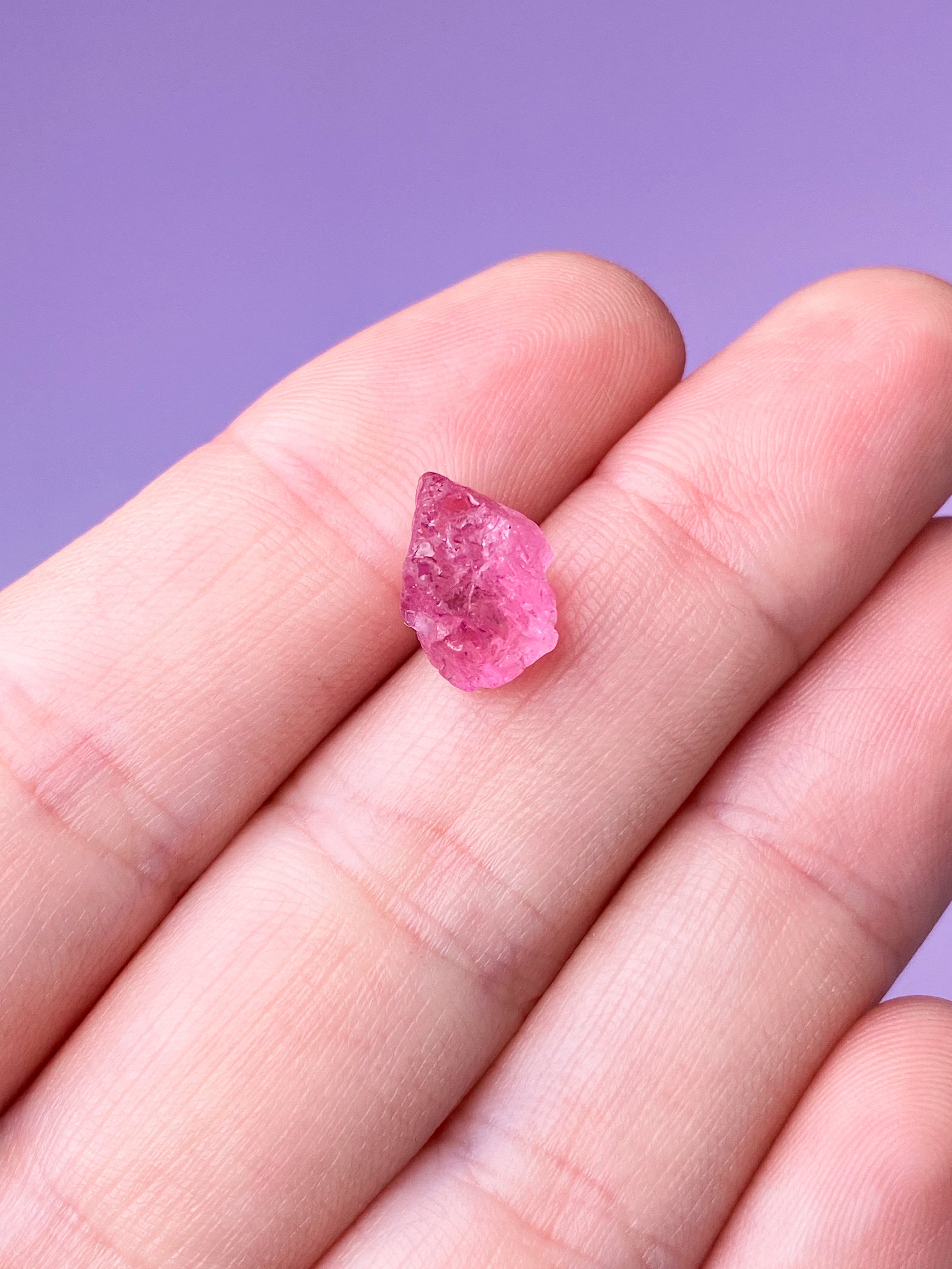 Pink Turmalin Rå (Nr. 8) Eksklusiv Kvalitet