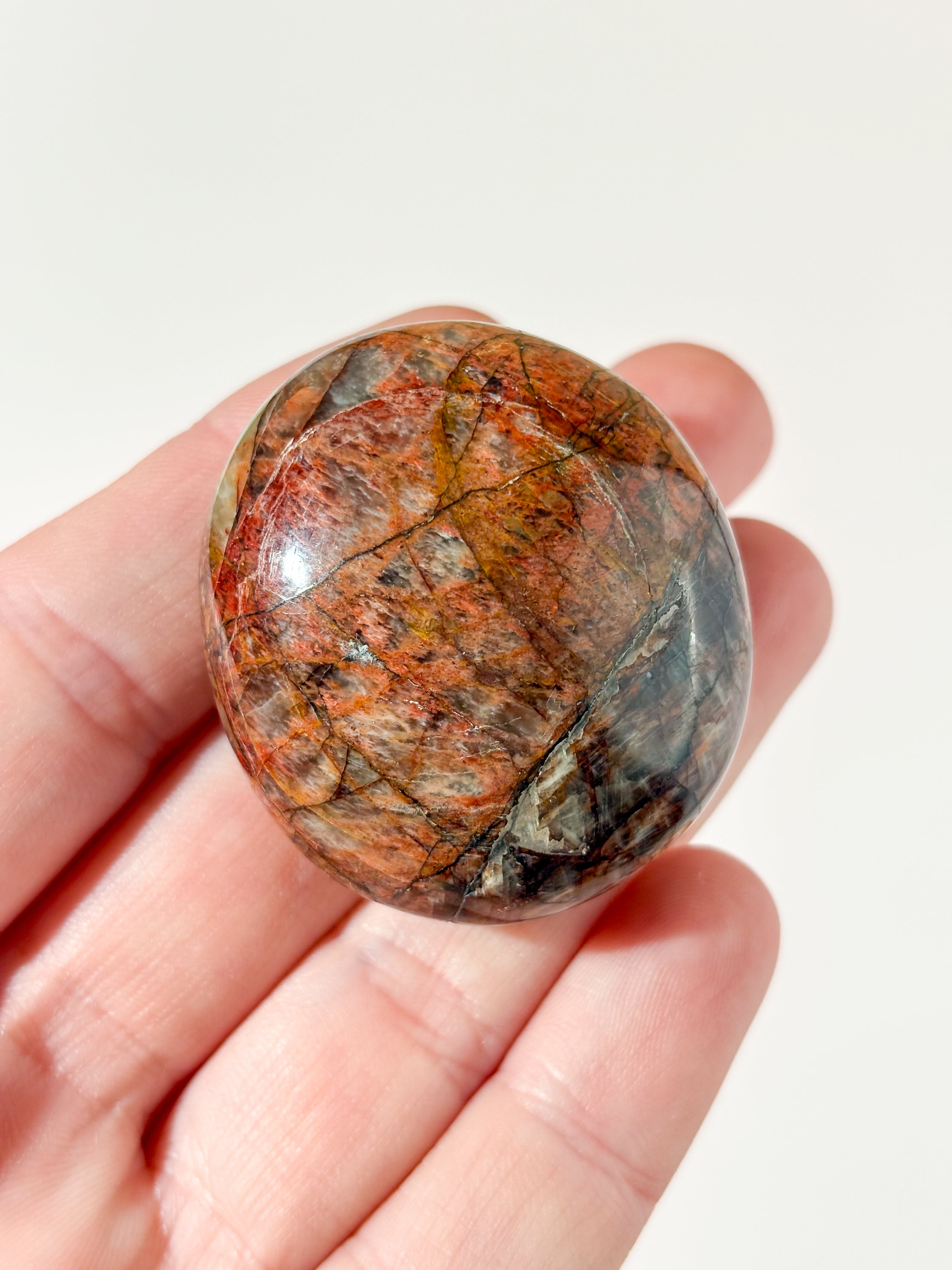 Rød Månesten Palmstone (Nr. 5)