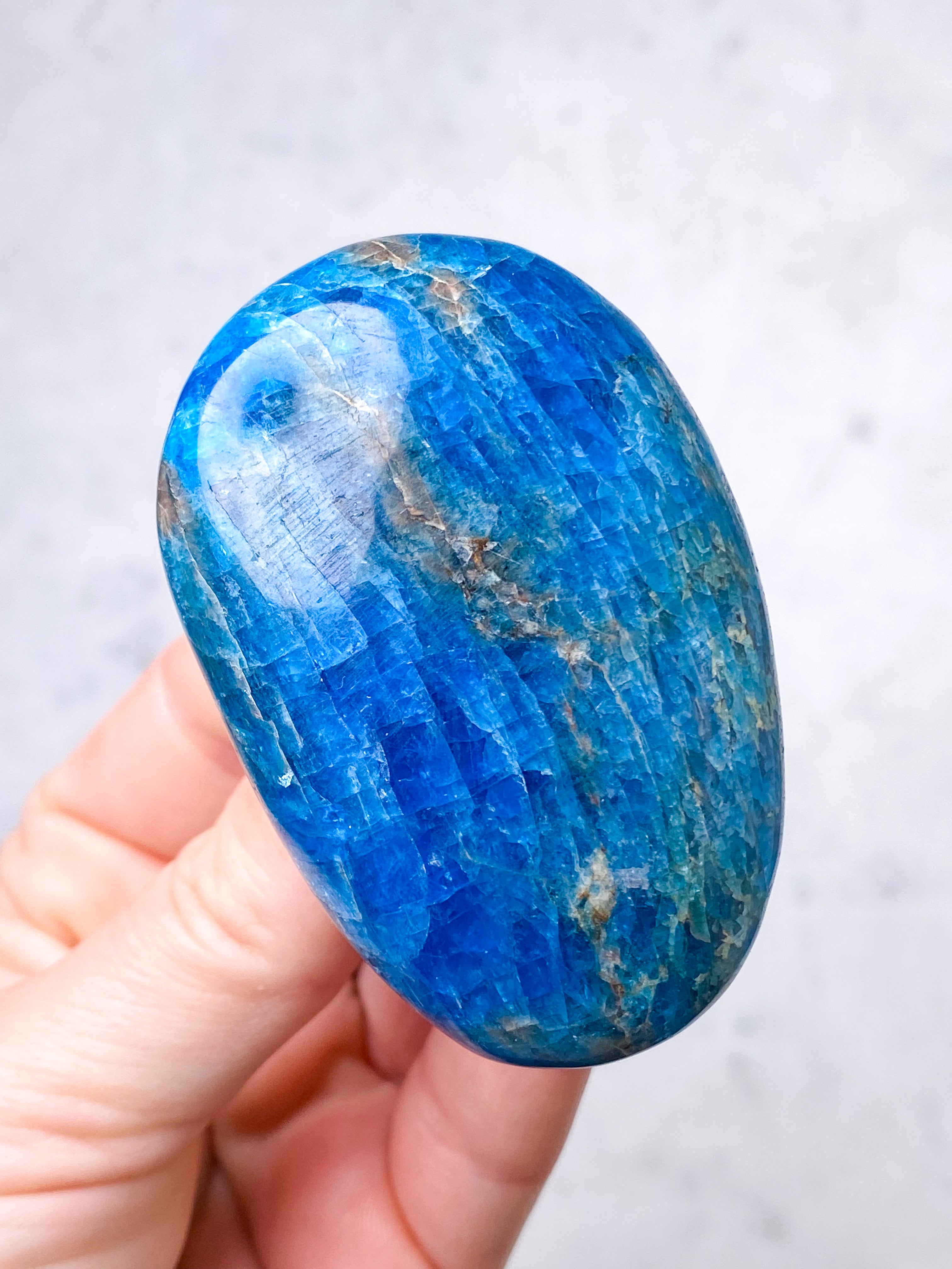 Blå Apatit Palmstone (Nr. 7)