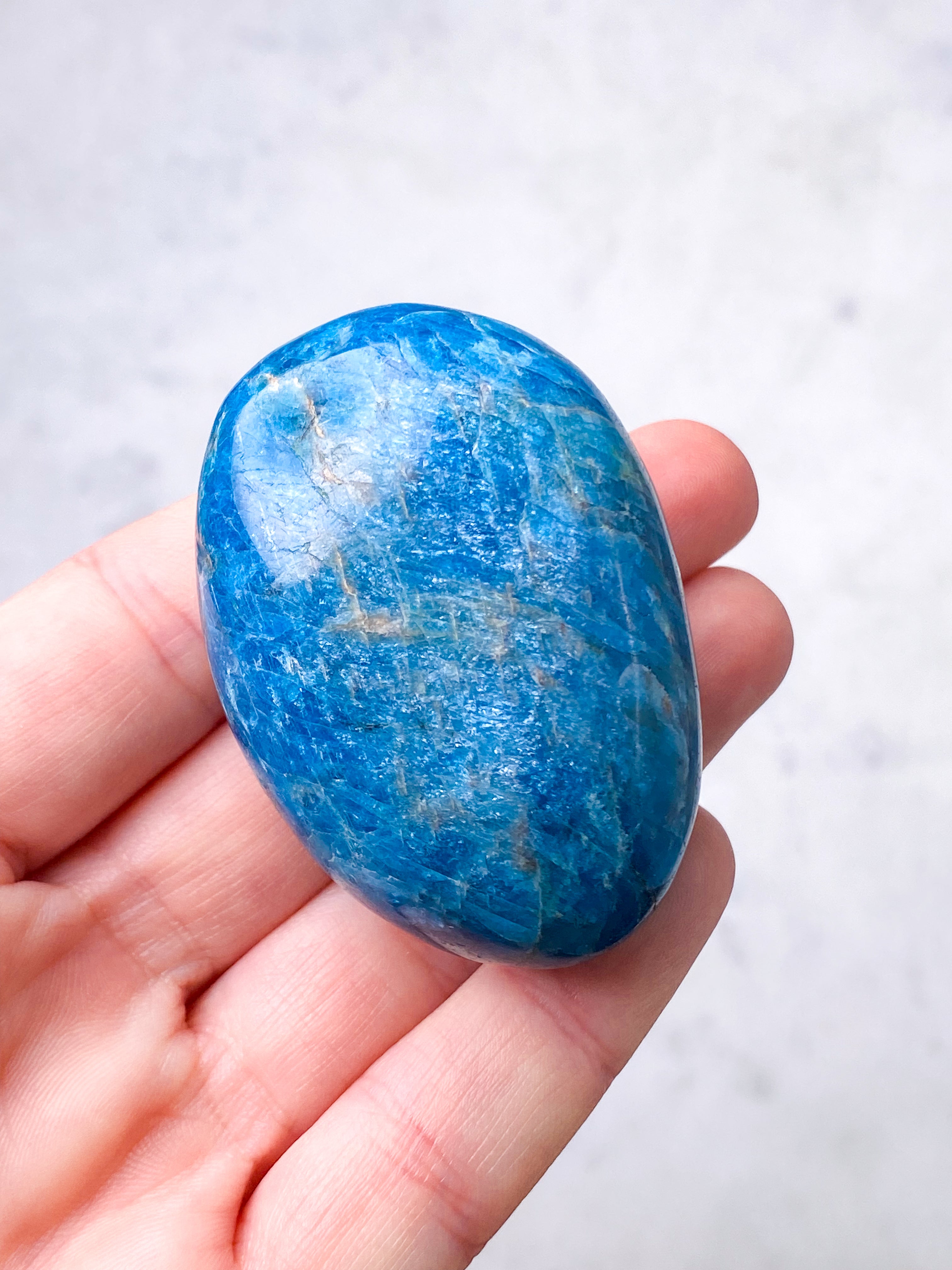 Blå Apatit Palmstone (Nr. 9)