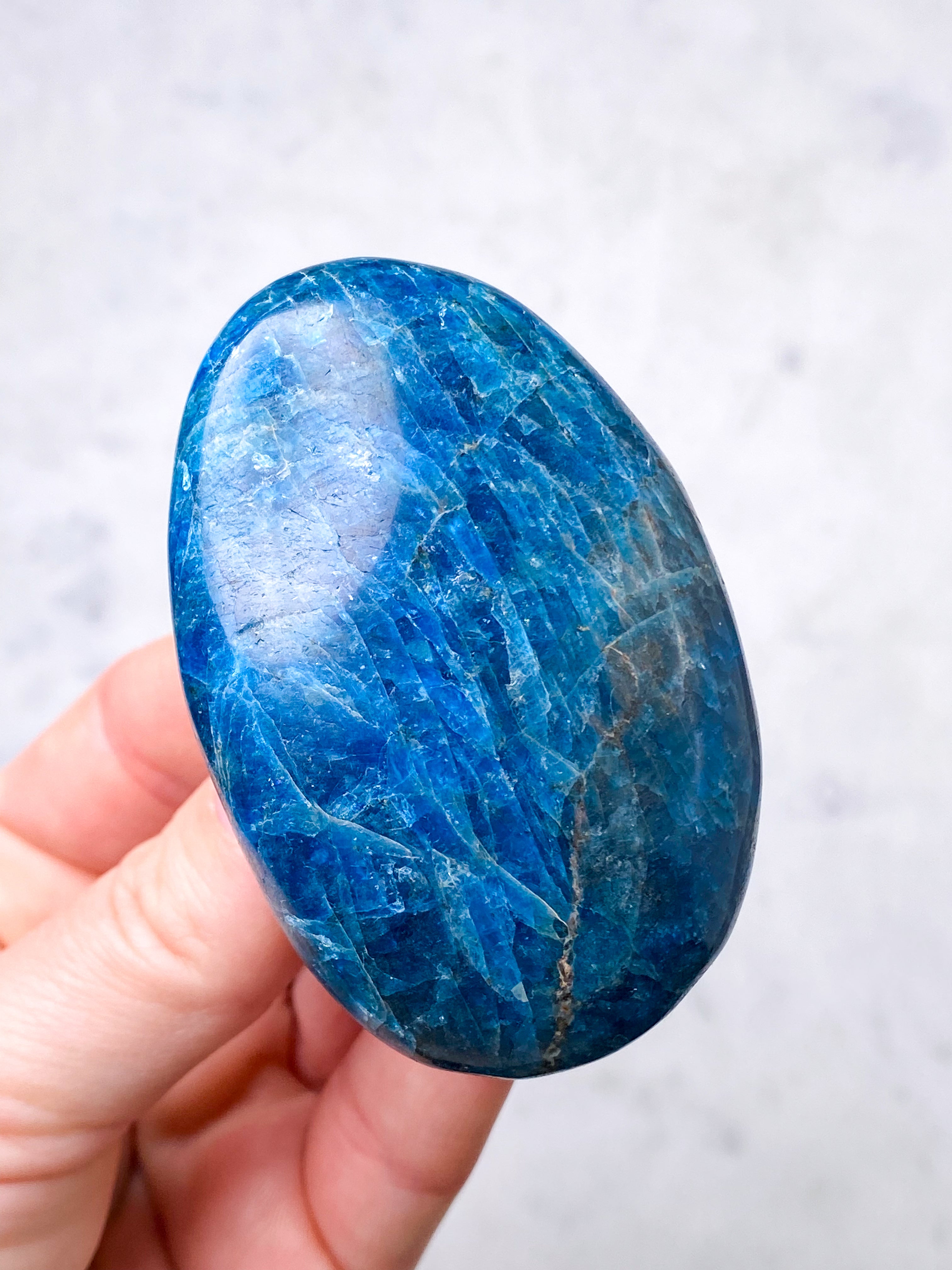 Blå Apatit Palmstone (Nr. 11)