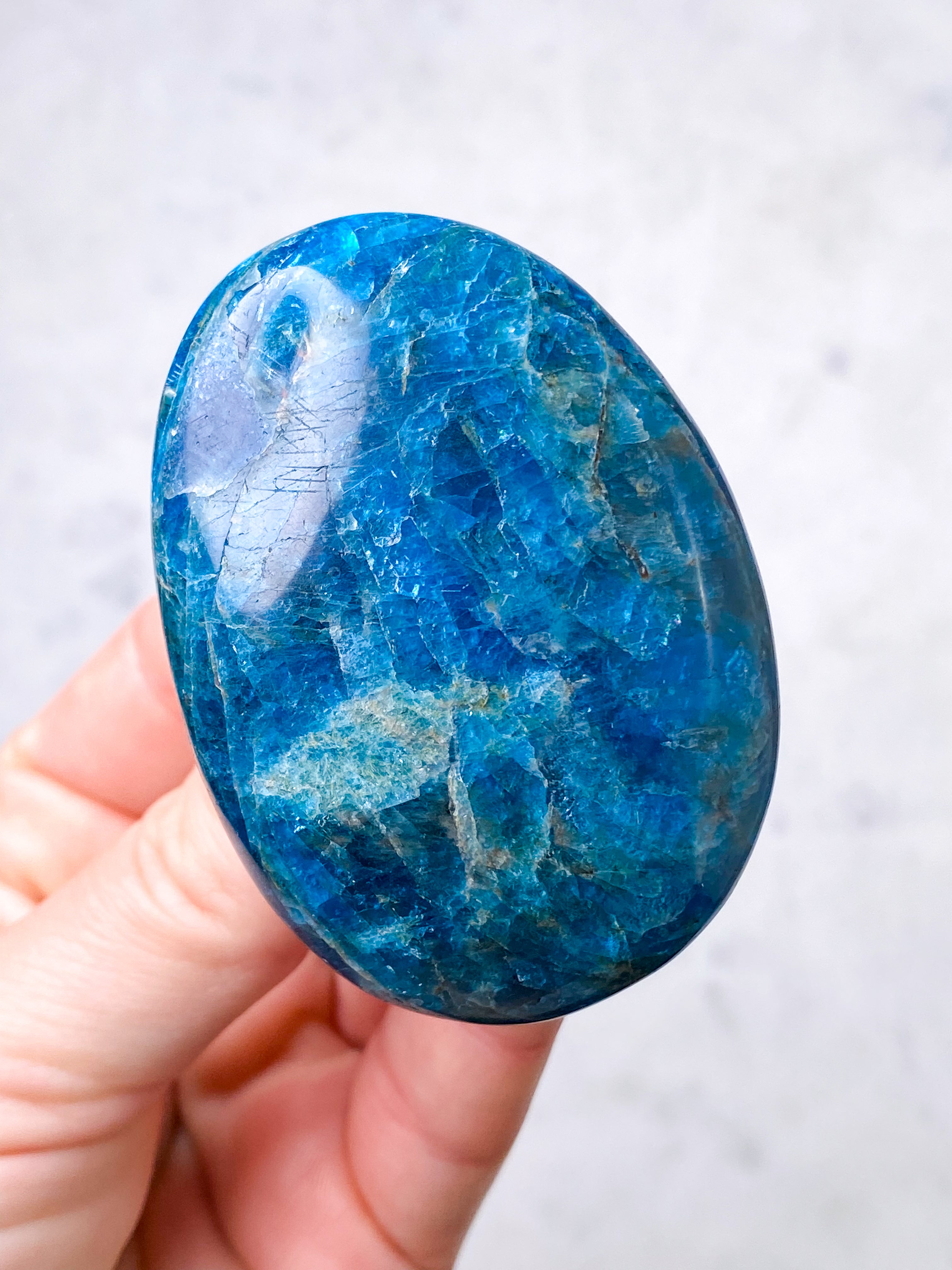 Blå Apatit Palmstone (Nr. 12)