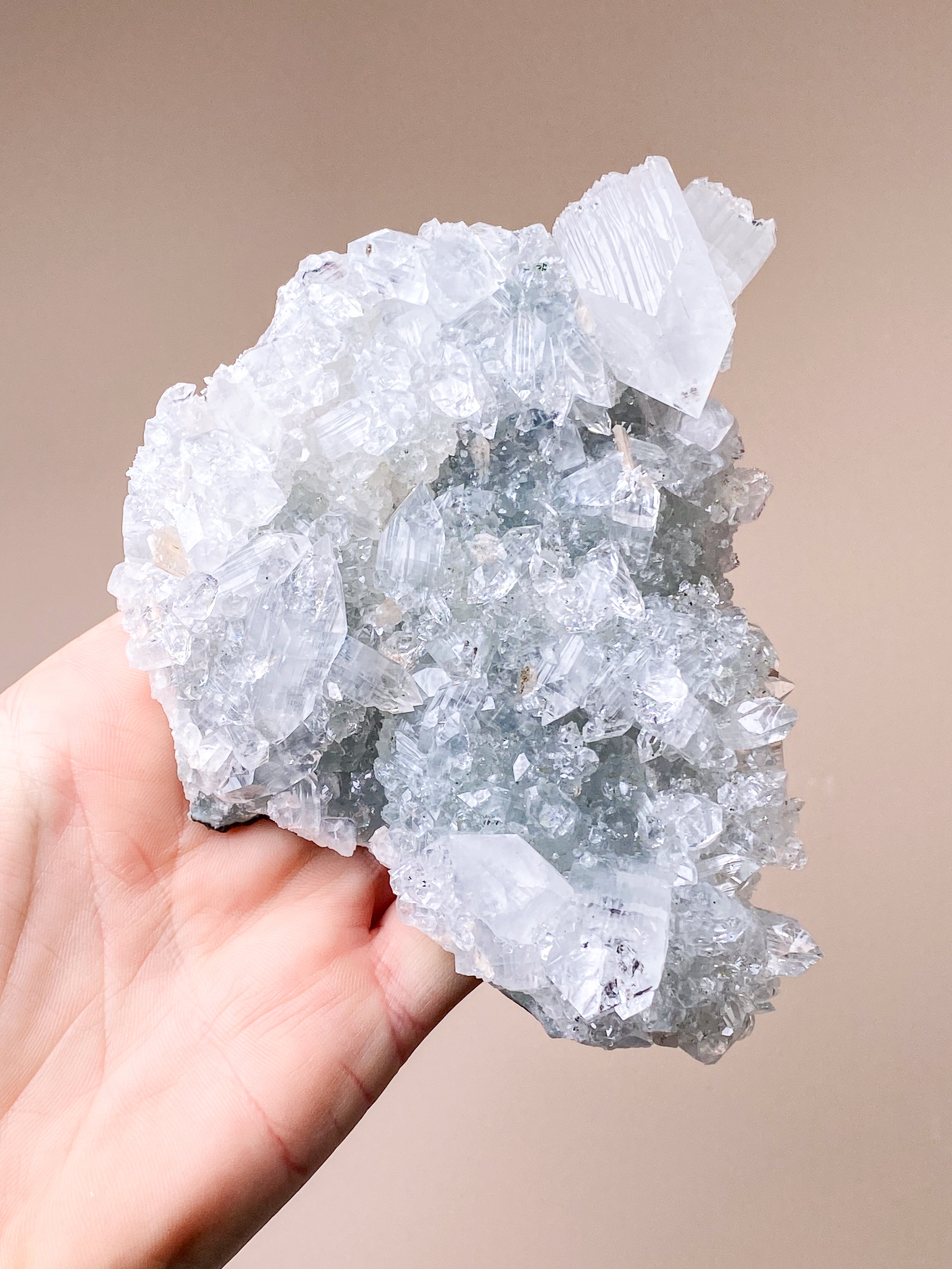 Apophyllit Klynge (Nr. 17)