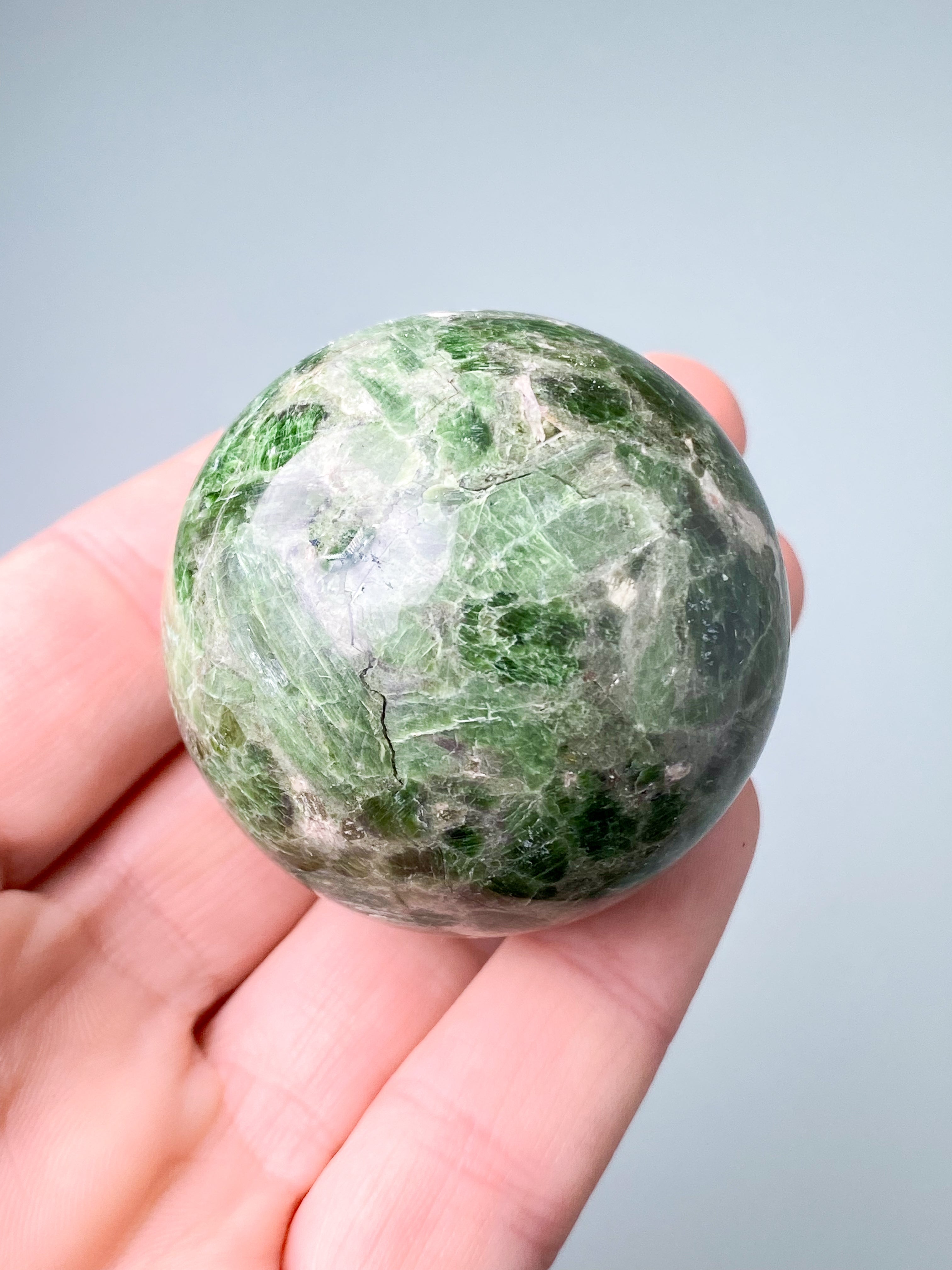 Kromdiopsidesfär (nr 1)