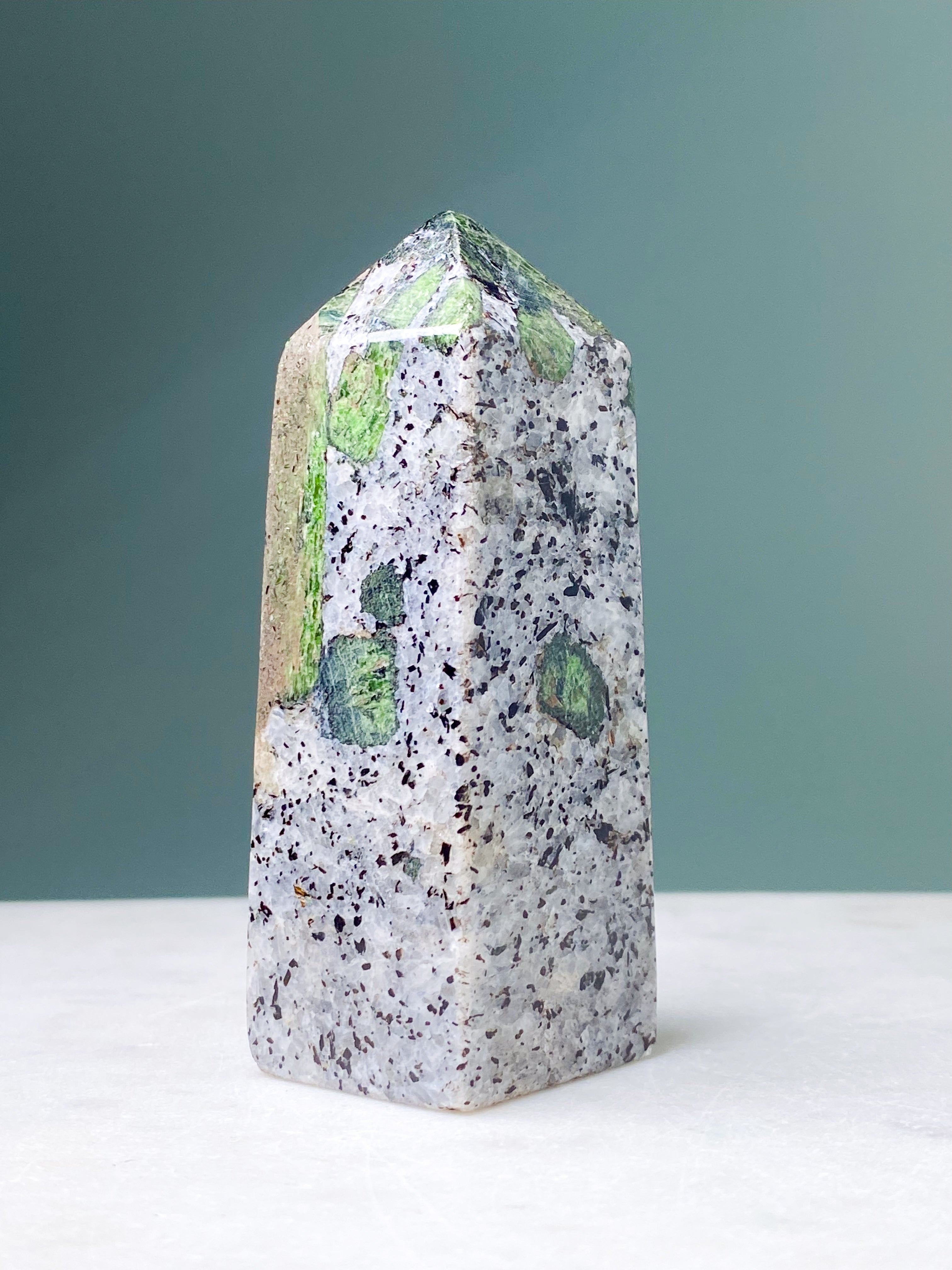 Chrom Diopsid Tårn (Nr. 4)