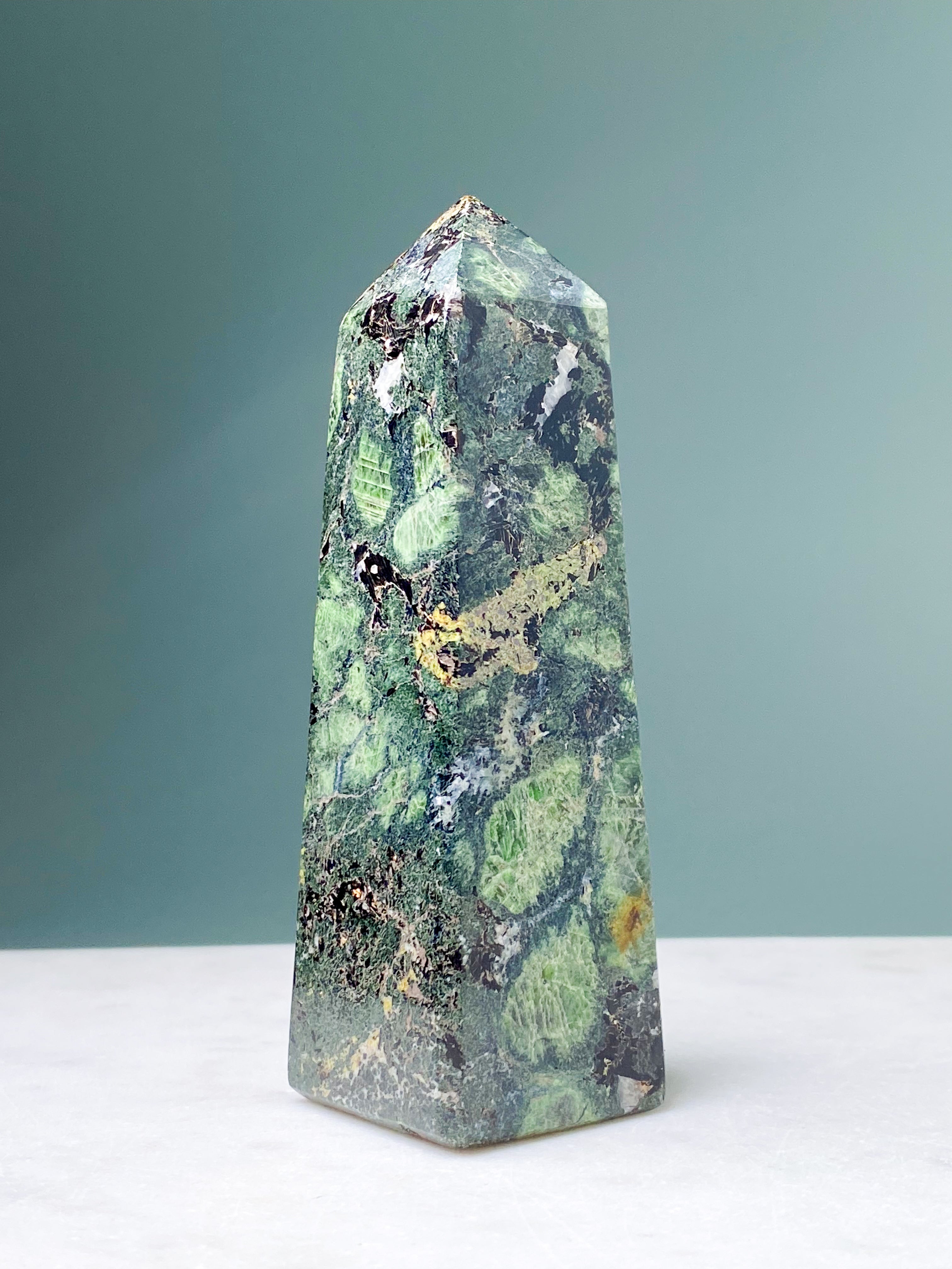 Chrom Diopsid Tårn (Nr. 6)