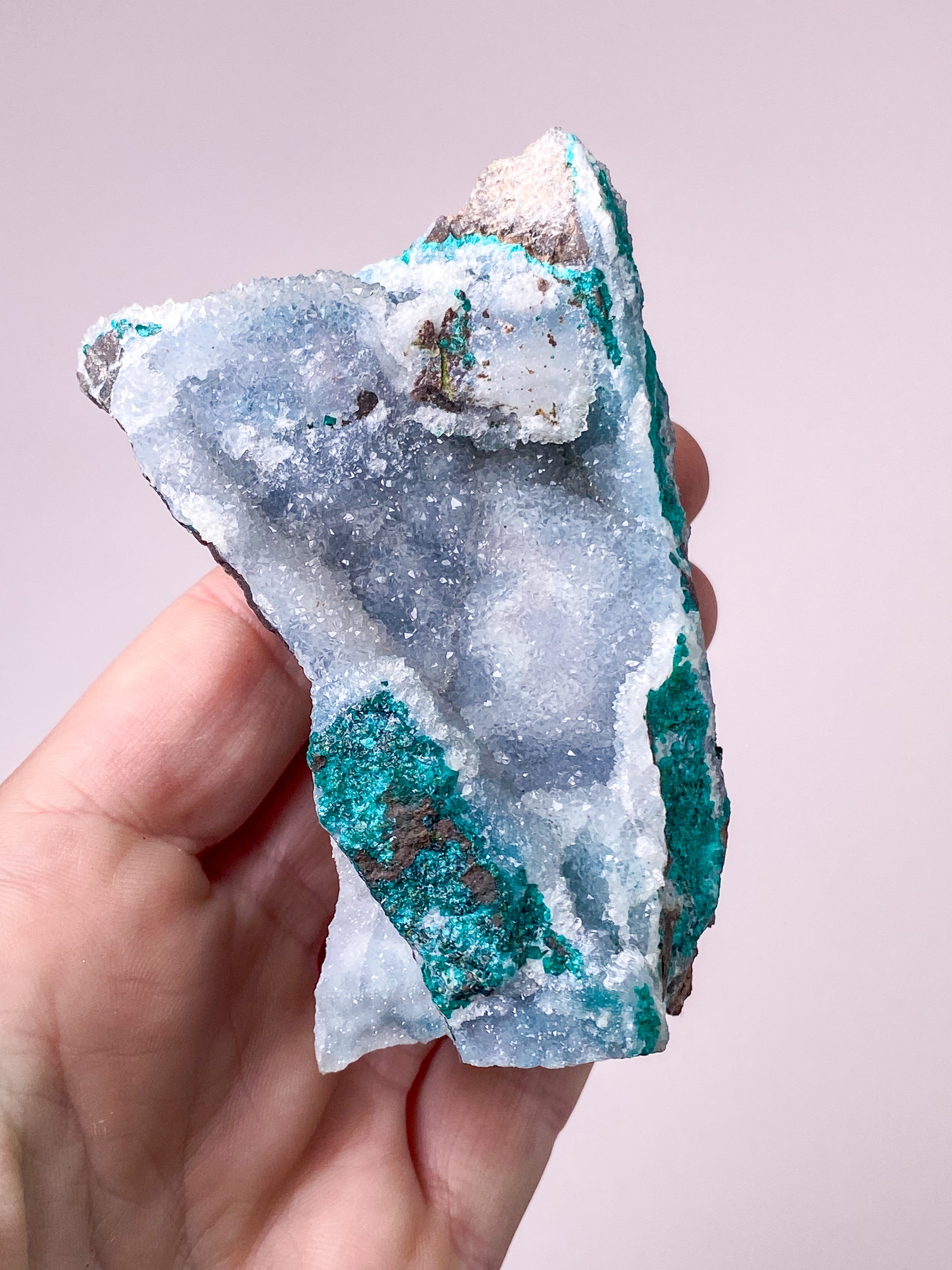 Druzy-dioptas (nr 10)