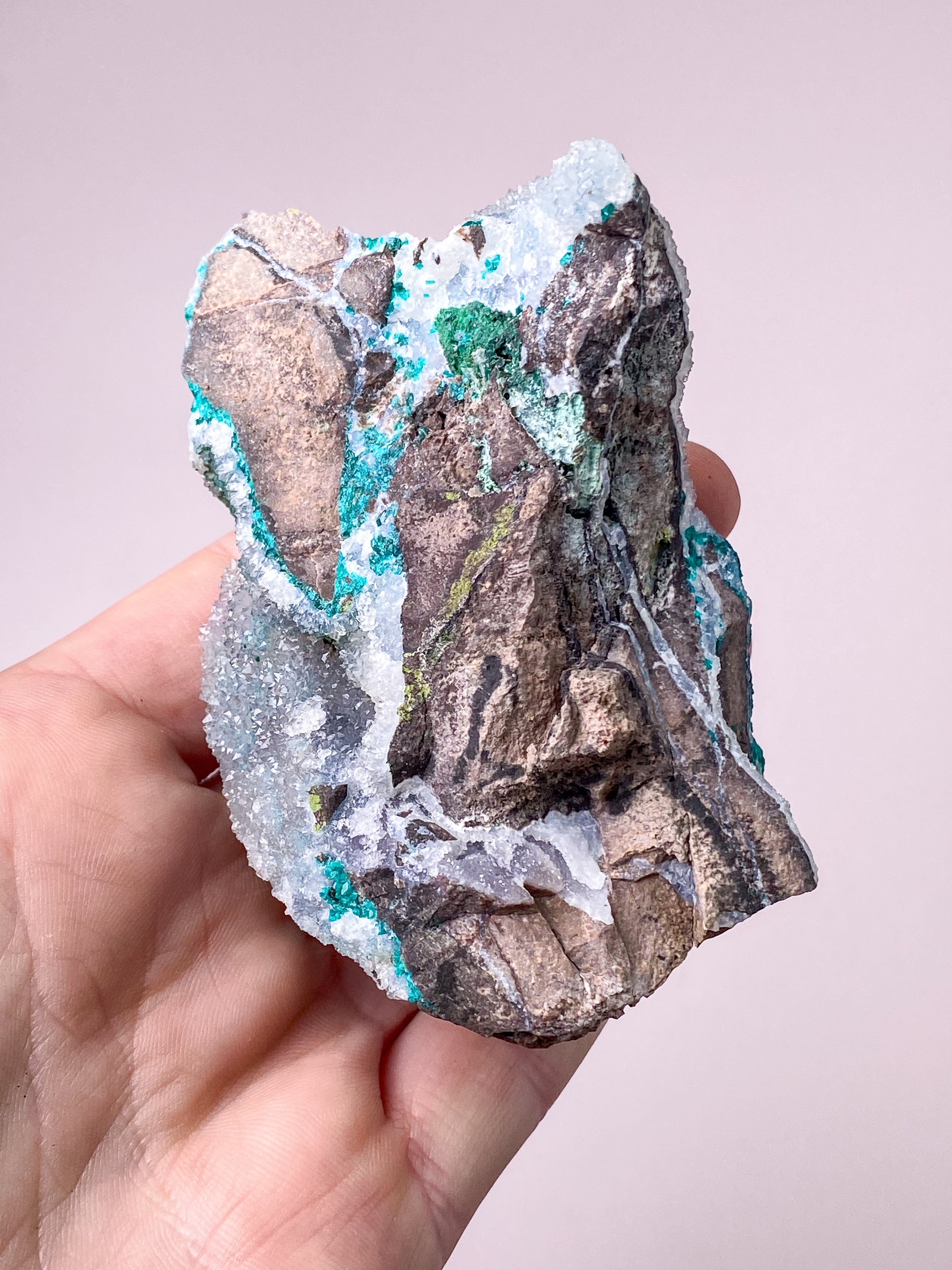 Druzy-dioptas (nr 10)