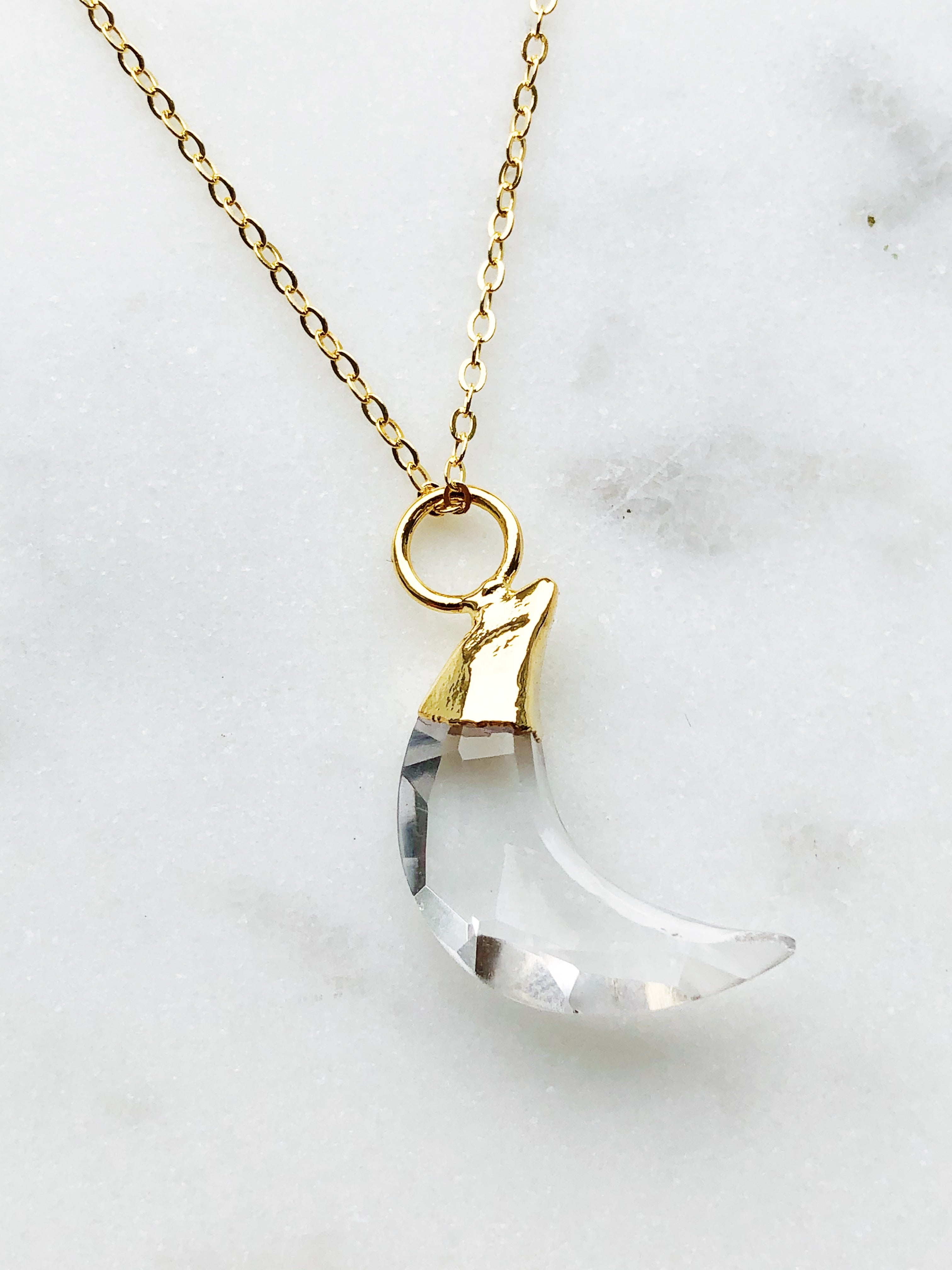 Mountain Crystal Moon Facet Halsband (guld)
